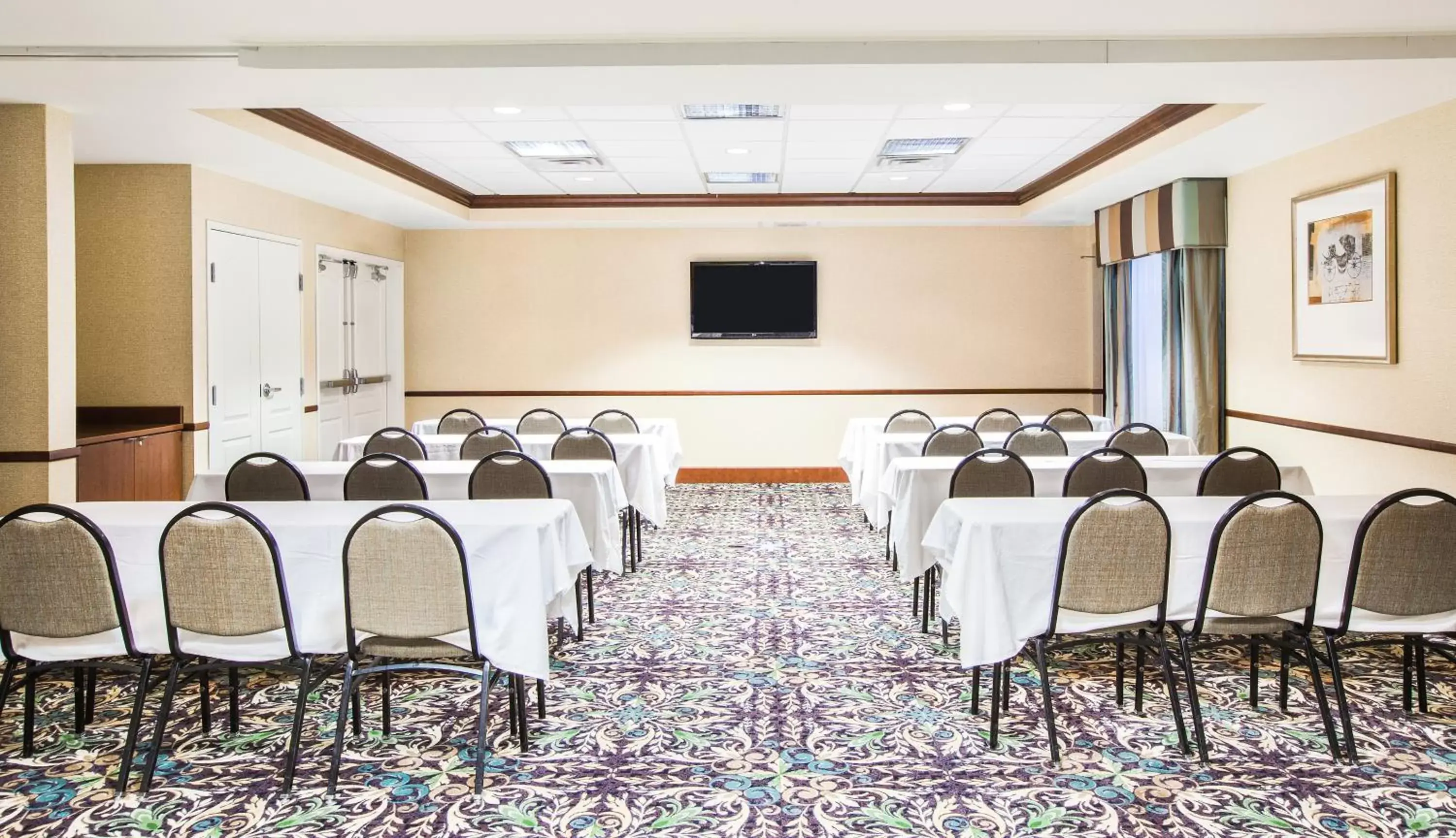 Meeting/conference room in Staybridge Suites El Paso Airport, an IHG Hotel