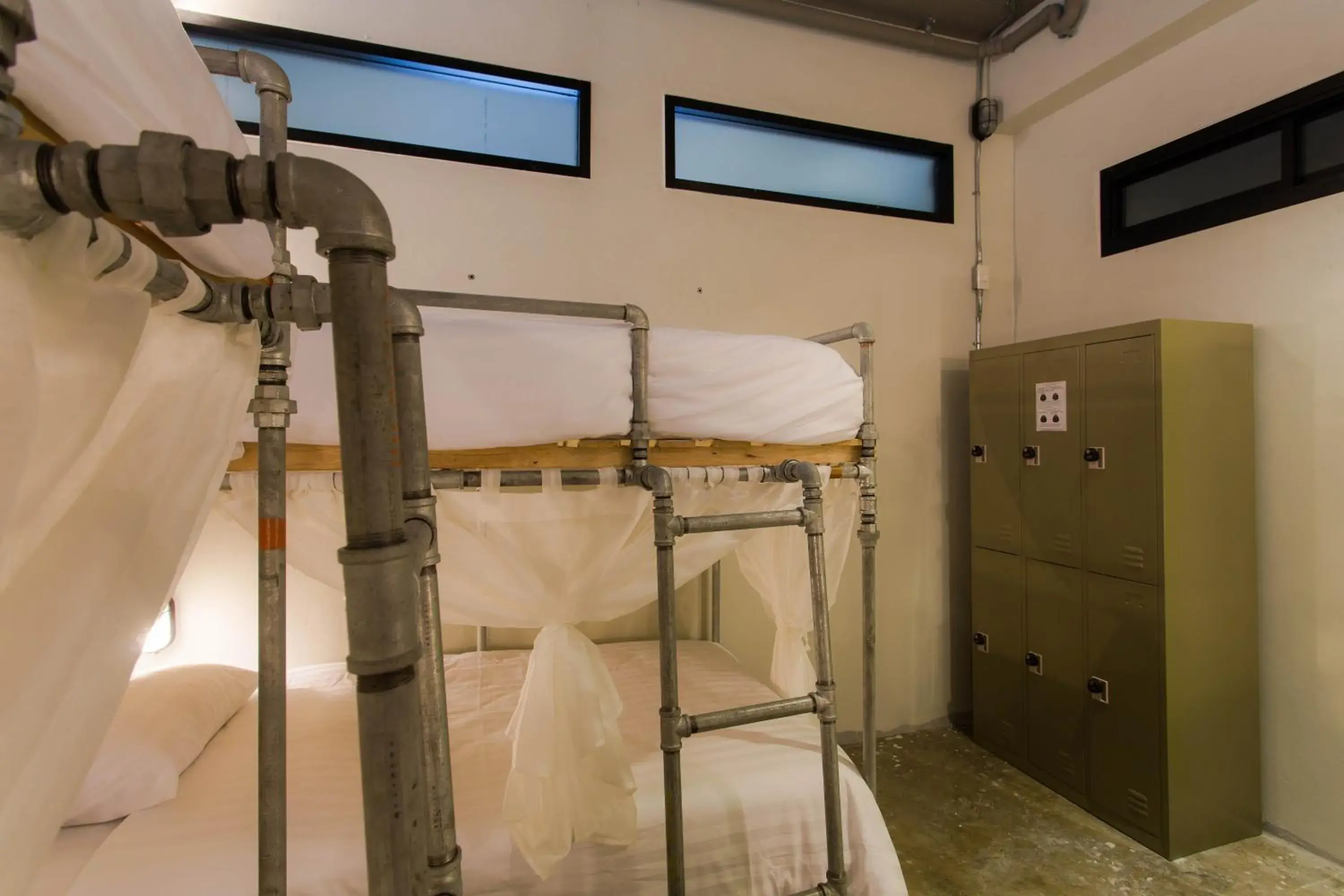 Staff, Bed in Bloo Hostel Staff, Bed in Bloo Hostel