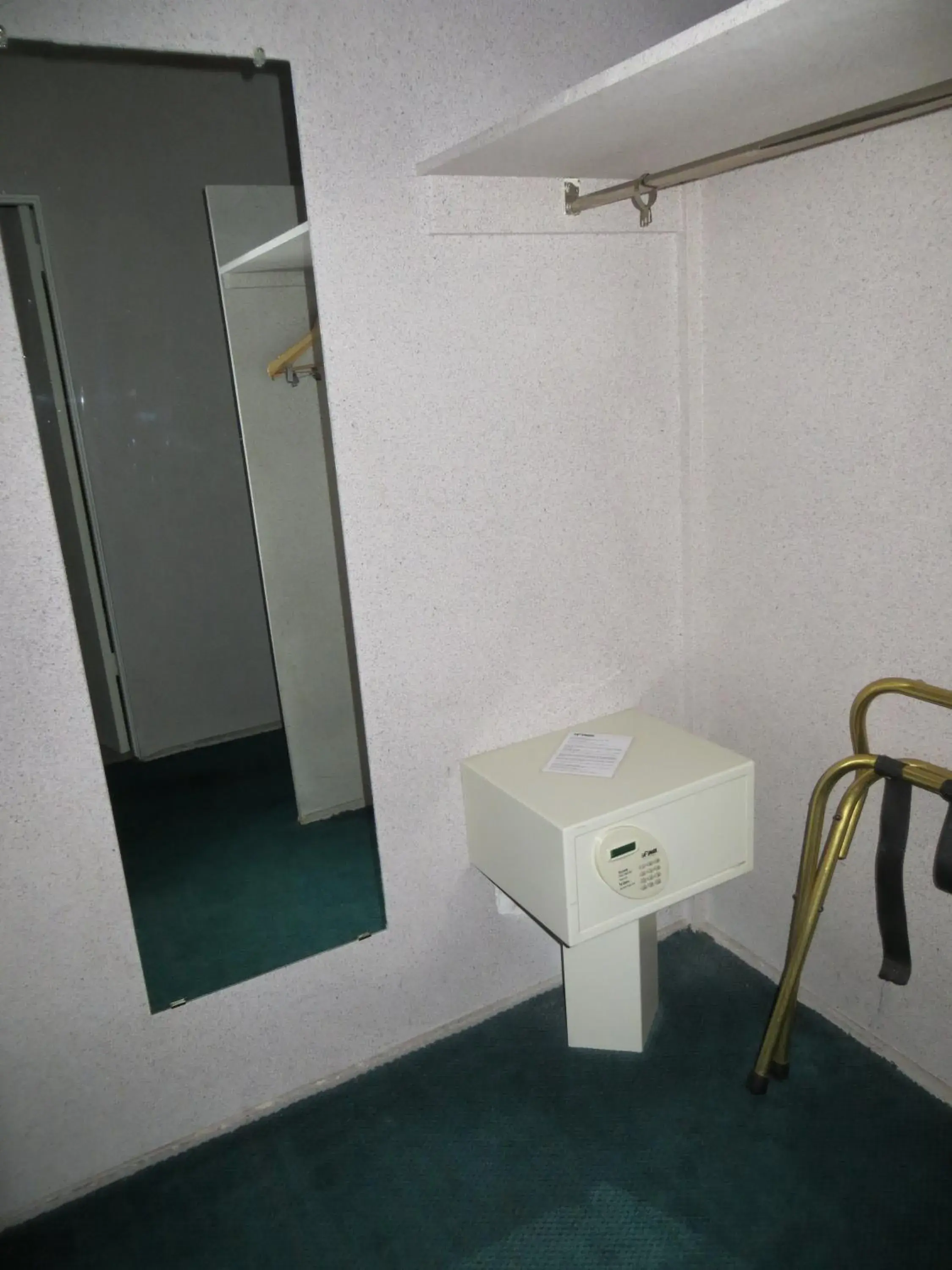 Other, Bathroom in Howard Johnson by Wyndham Phoenix Airport/Downtown Area