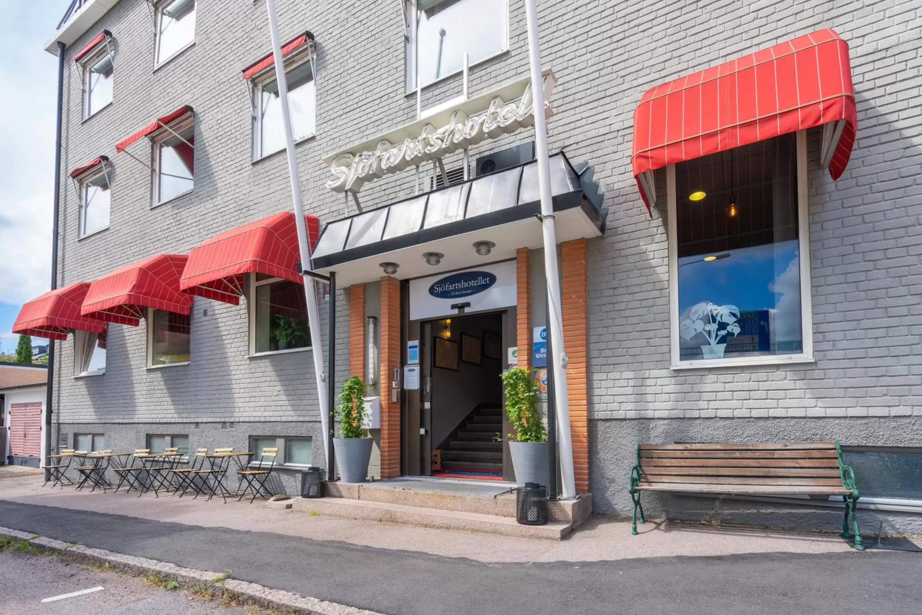 Facade/entrance in Best Western Sjofartshotellet