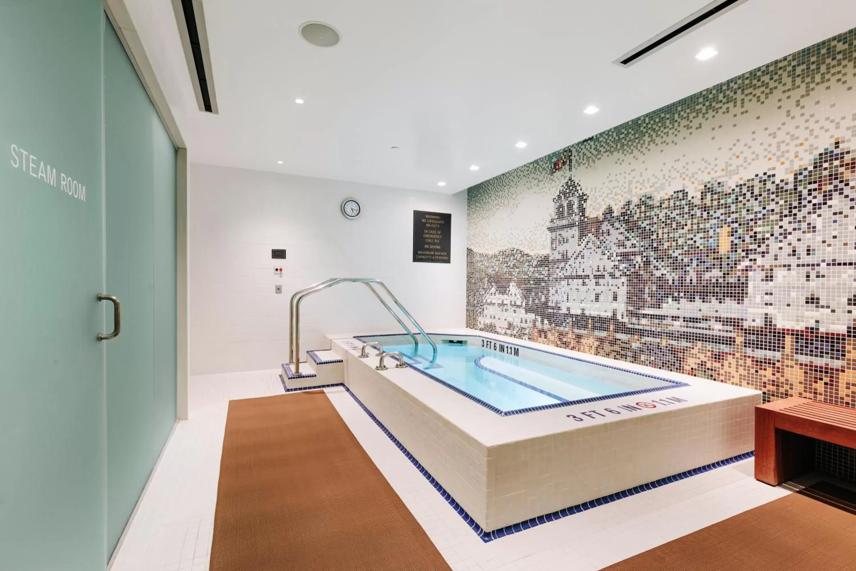 Hot Tub, Swimming Pool in The Claremont Club & Spa, A Fairmont Hotel