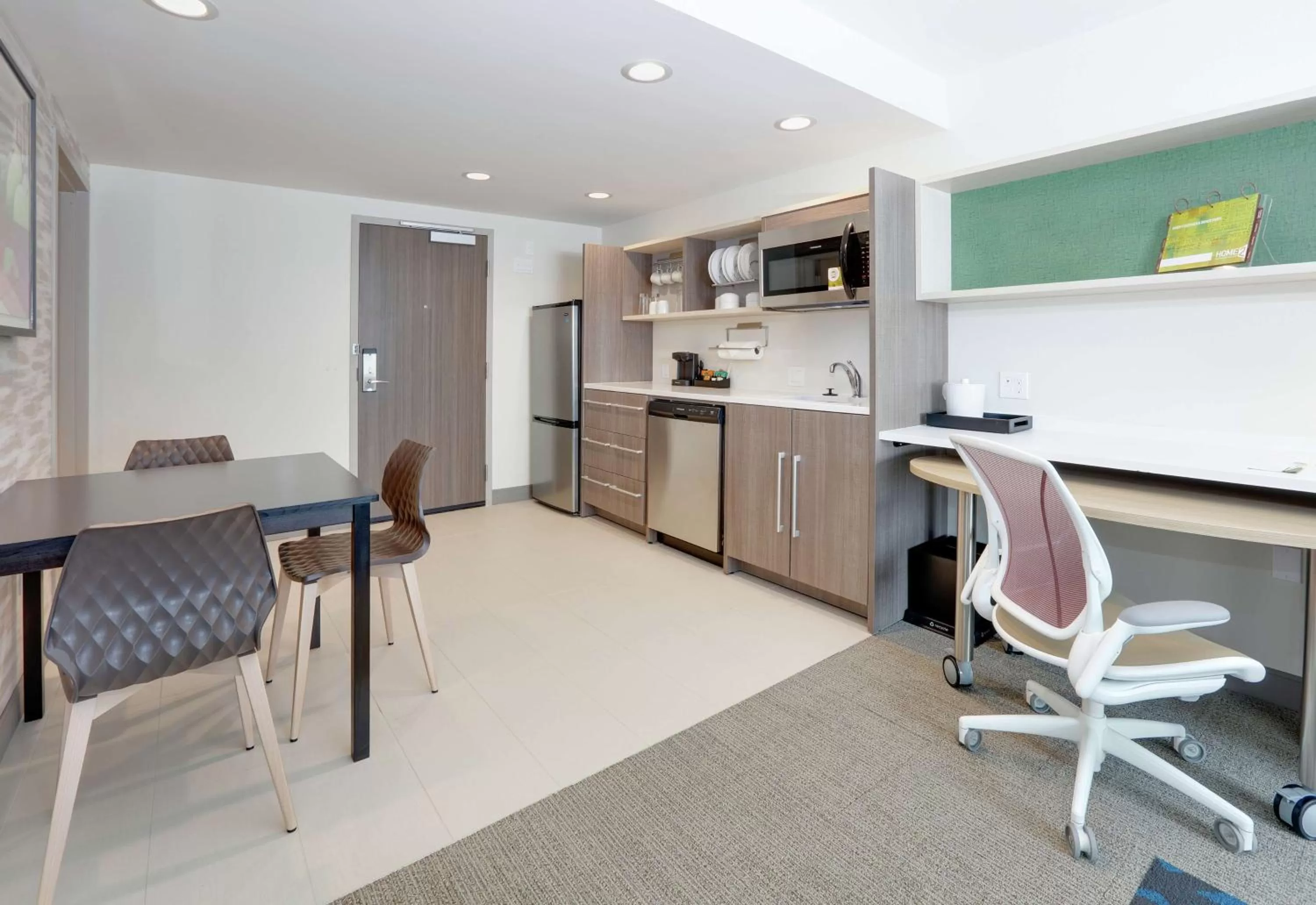 Bedroom in Home2 Suites By Hilton Yakima Airport