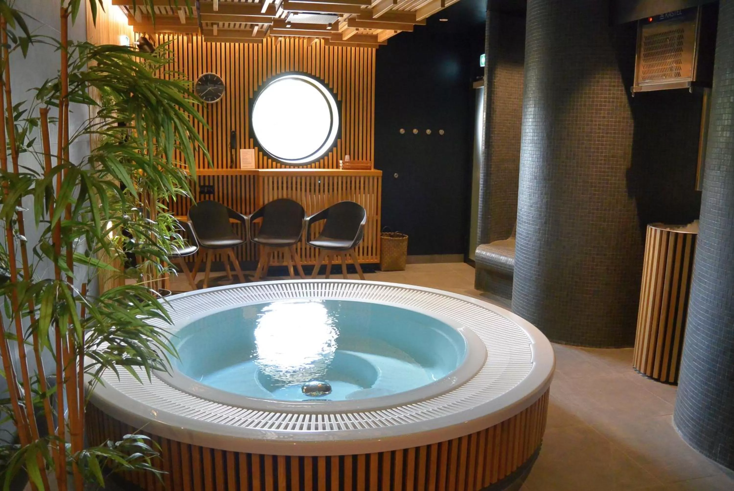 Hot Tub in Pesa Hotel