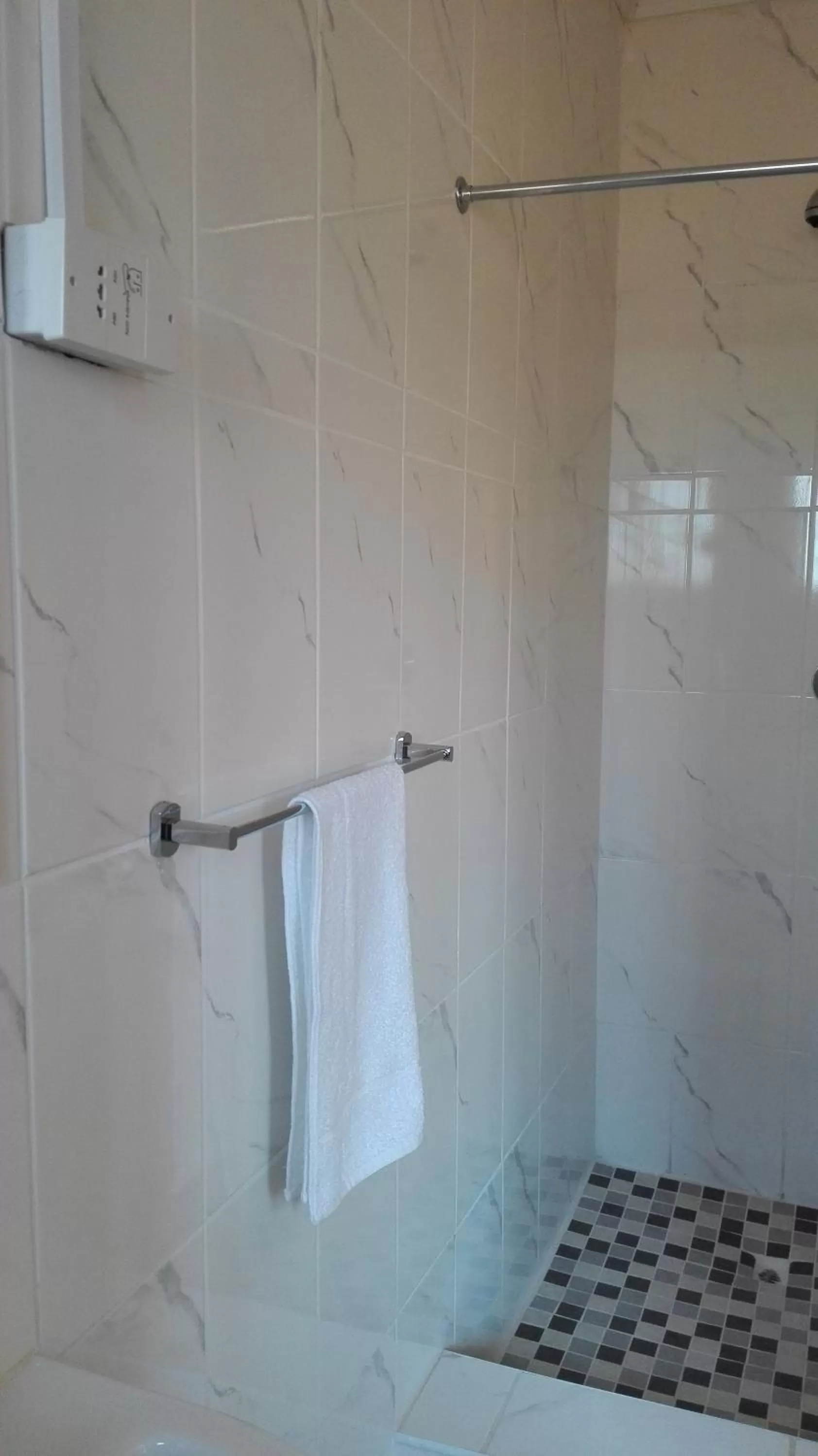 Double Room in Kandjo's Bed and Breakfast