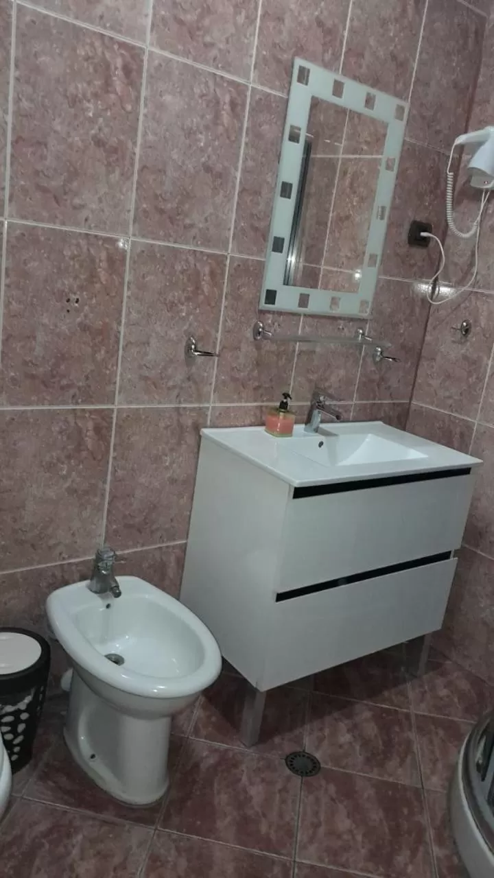 Bathroom in Hotel Artist