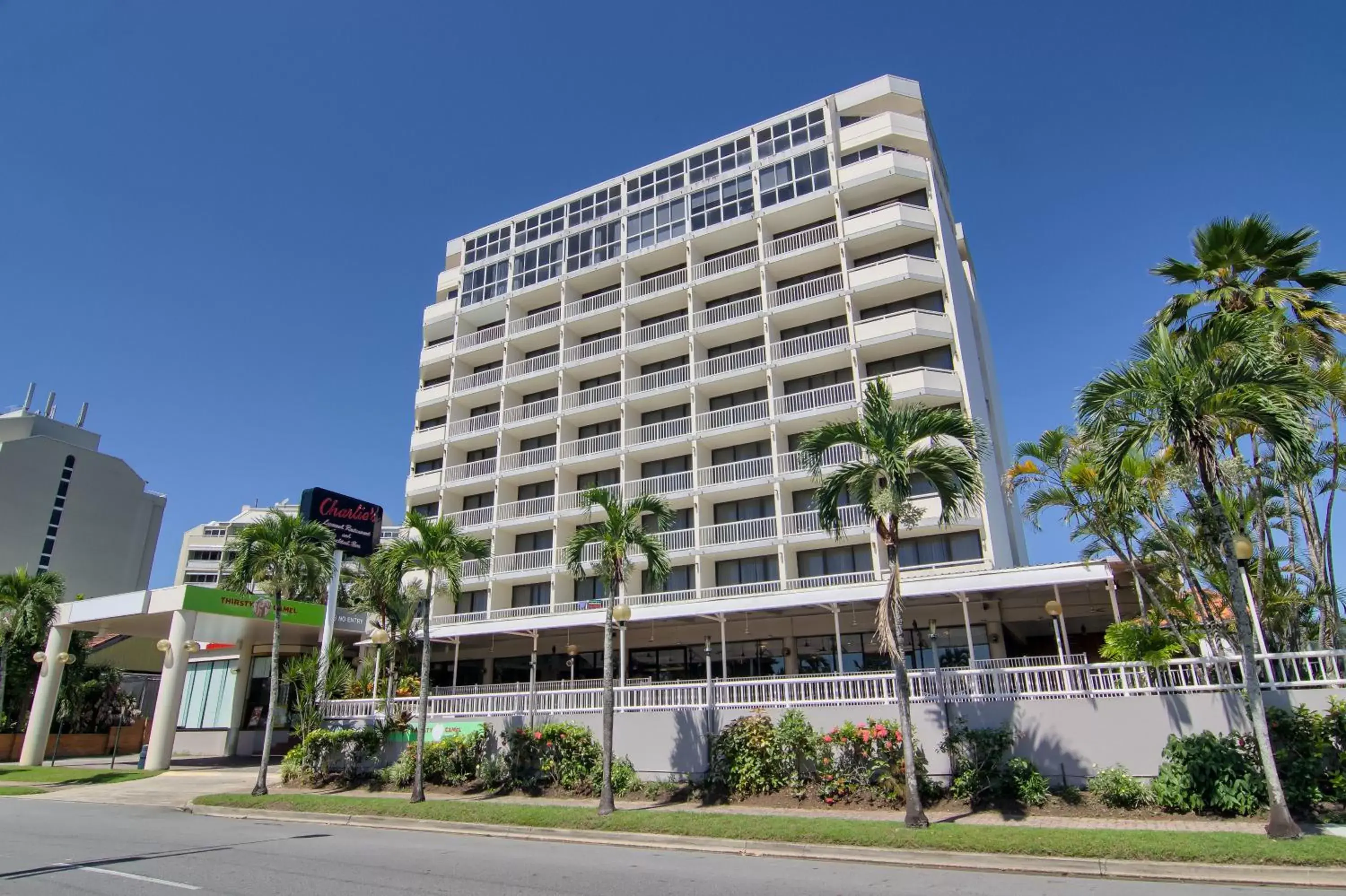 Facade/entrance, Property Building in Acacia Court Hotel