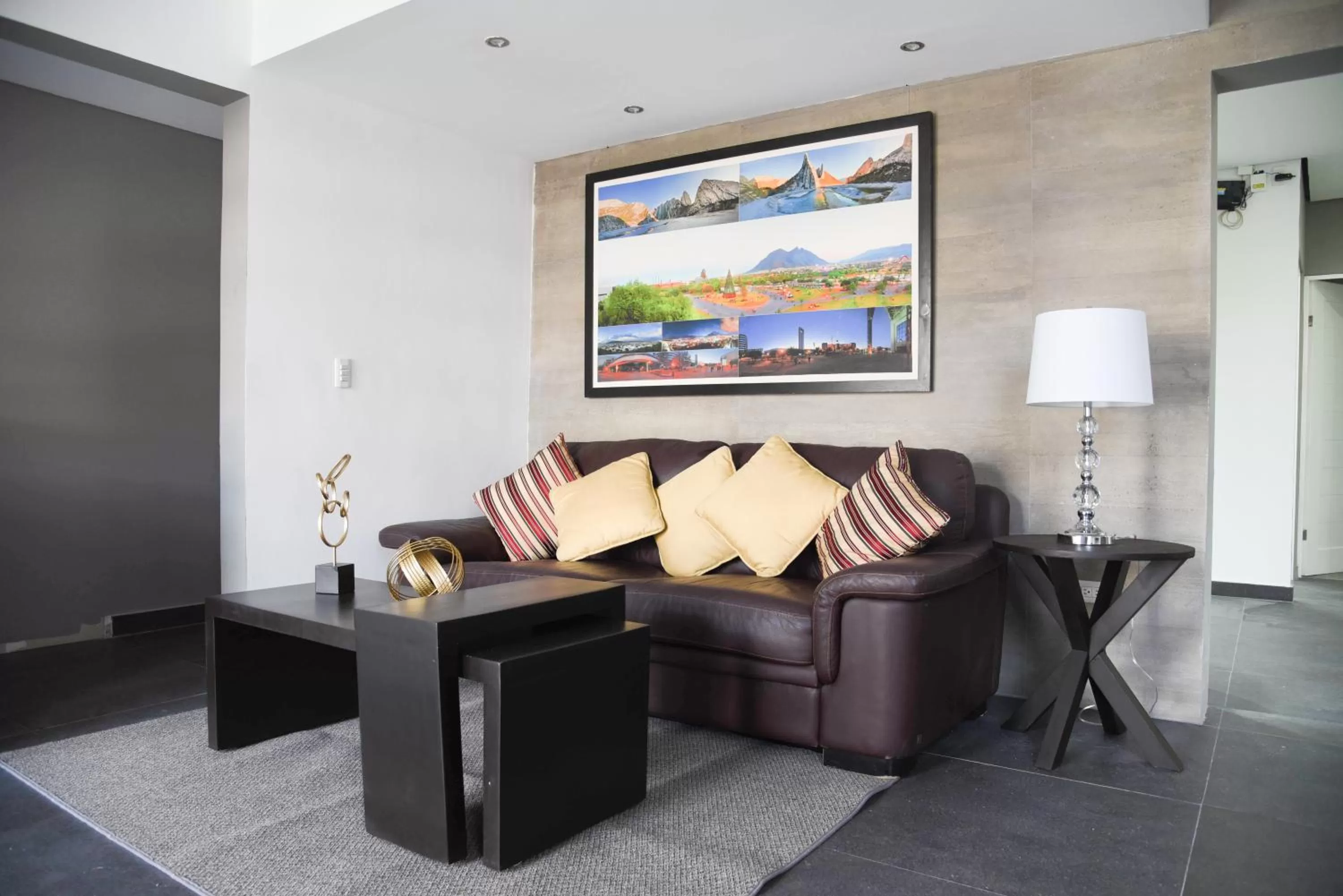 Living room, Seating Area in Casa moderna equipada como hotel Habitación 2 F