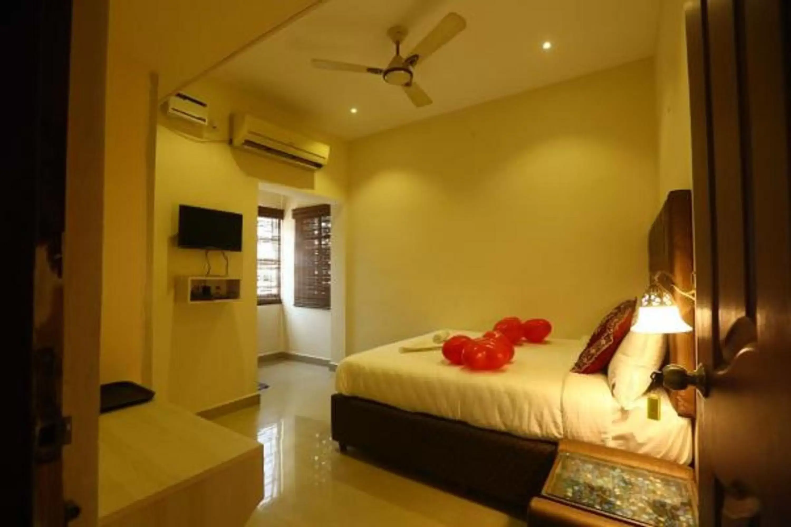 Superior Queen Room in Zingle Stay Airport Hotel Superior Queen Room in Zingle Stay Airport Hotel