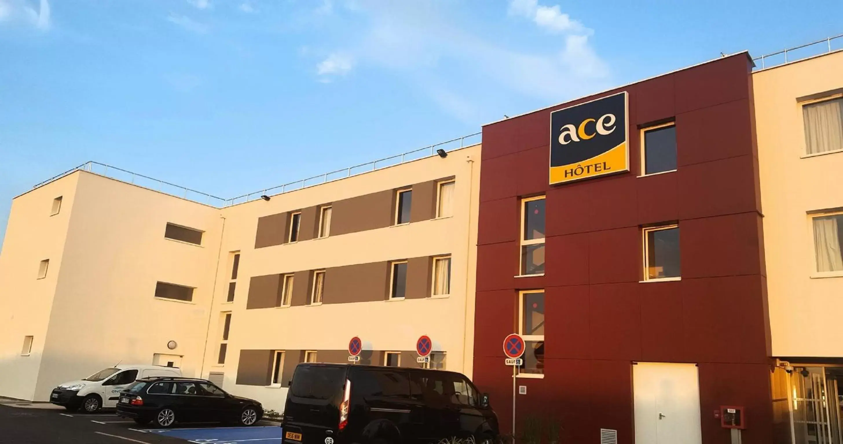 Facade/entrance, Property Building in Ace Hotel Troyes