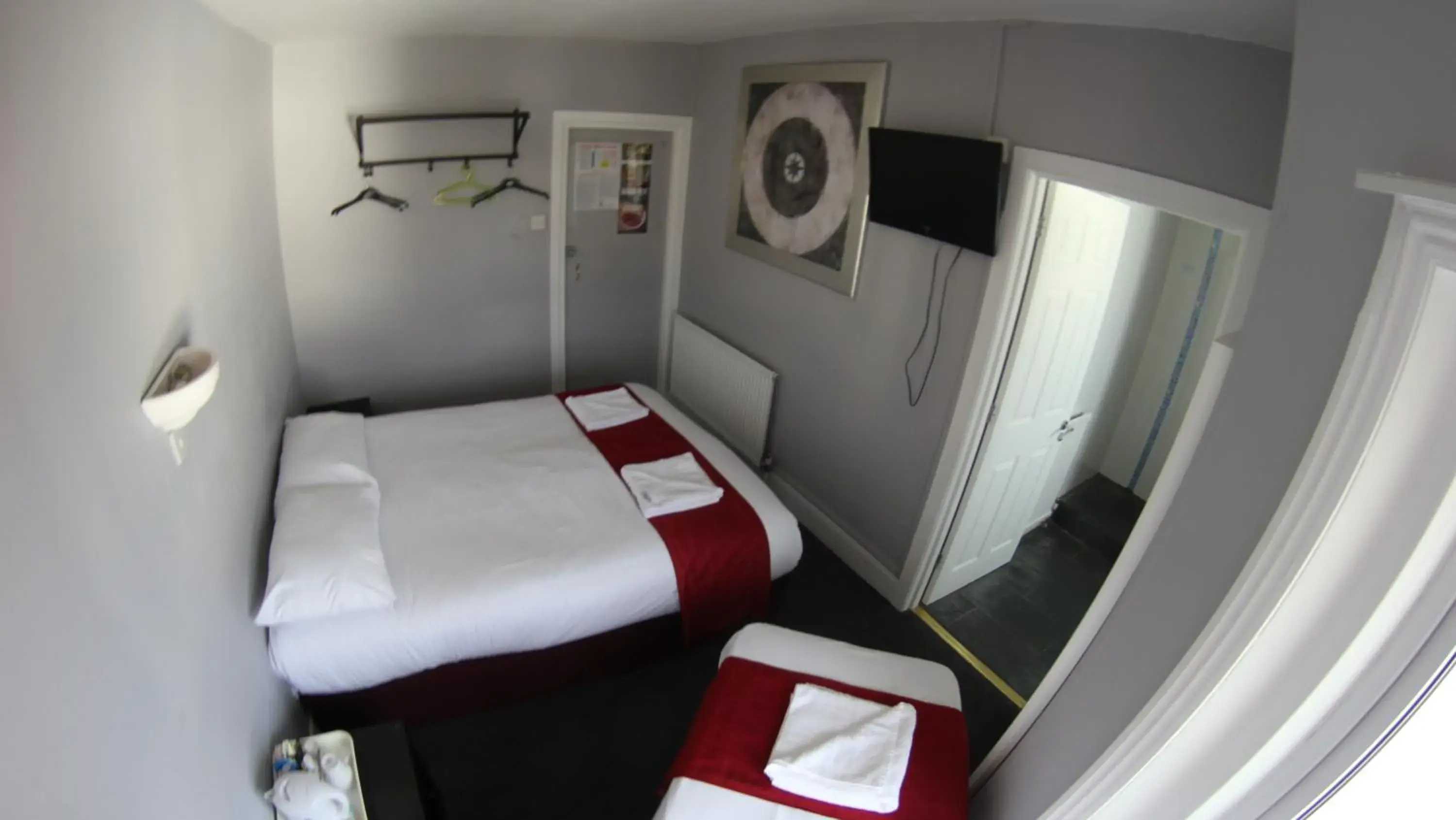 Triple Room in Fairmount Hotel Triple Room in Fairmount Hotel