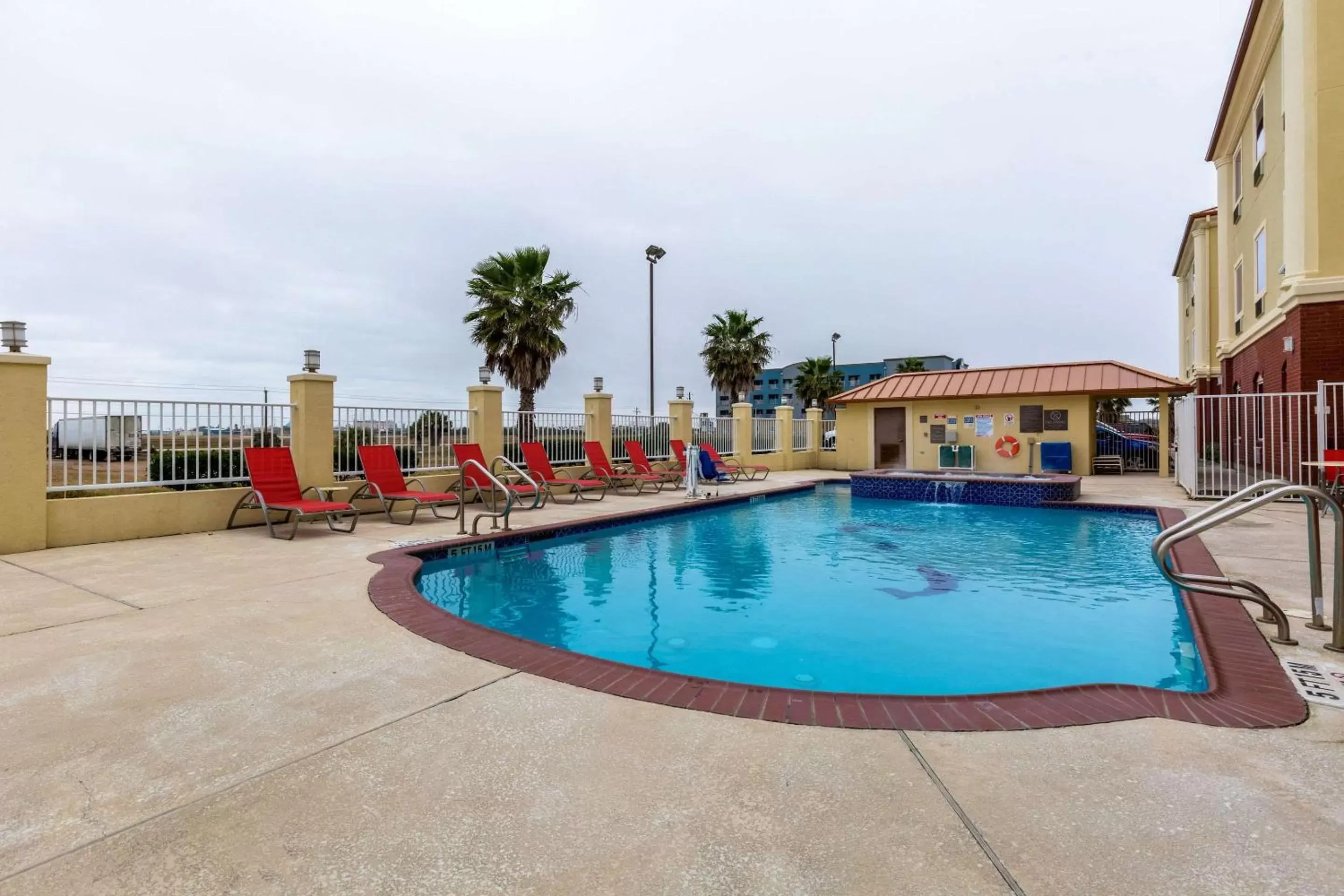 On site, Swimming Pool in Comfort Suites Galveston