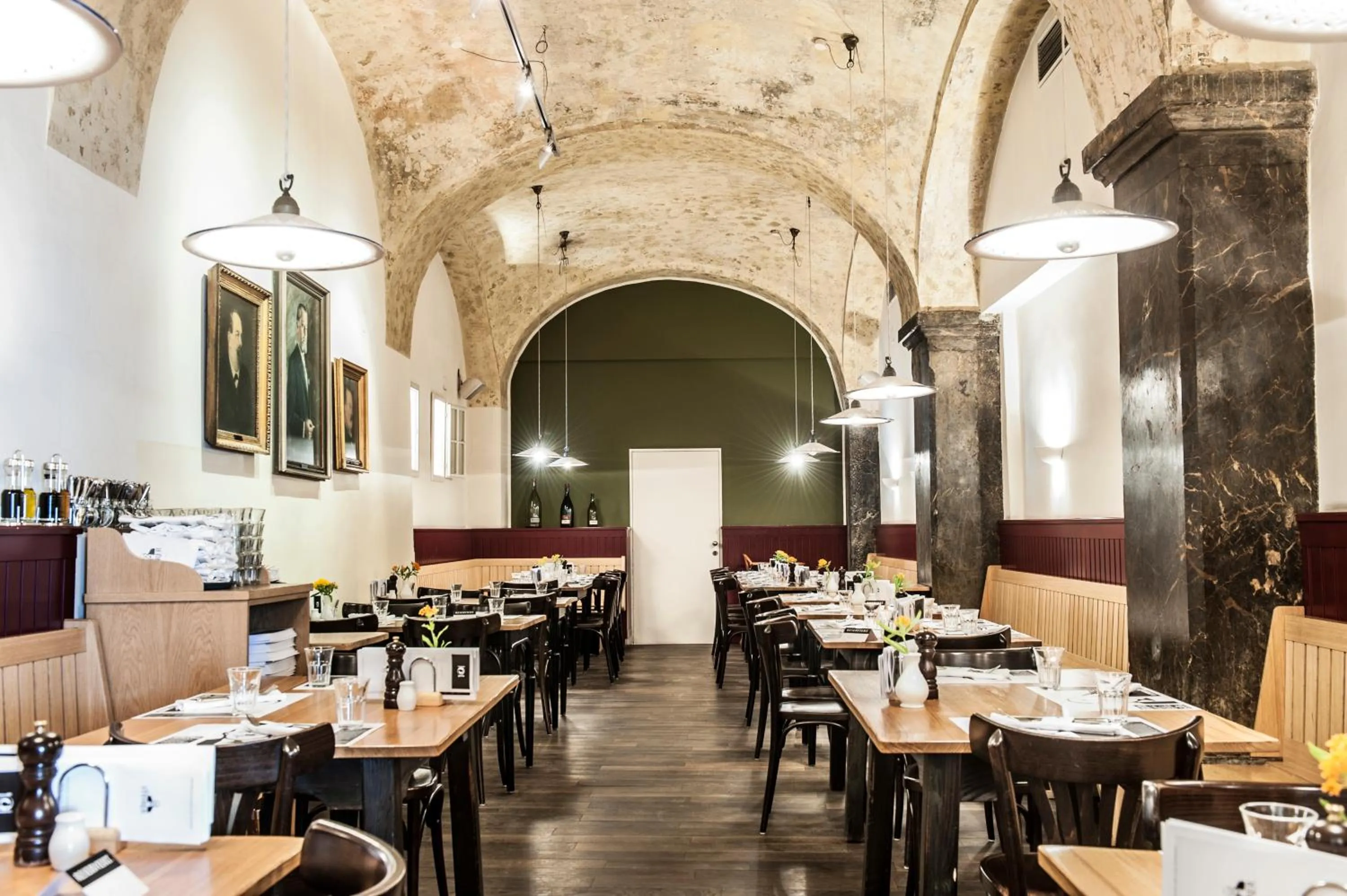 Restaurant/places to eat in Hotel Weitzer Graz - Centre of Graz