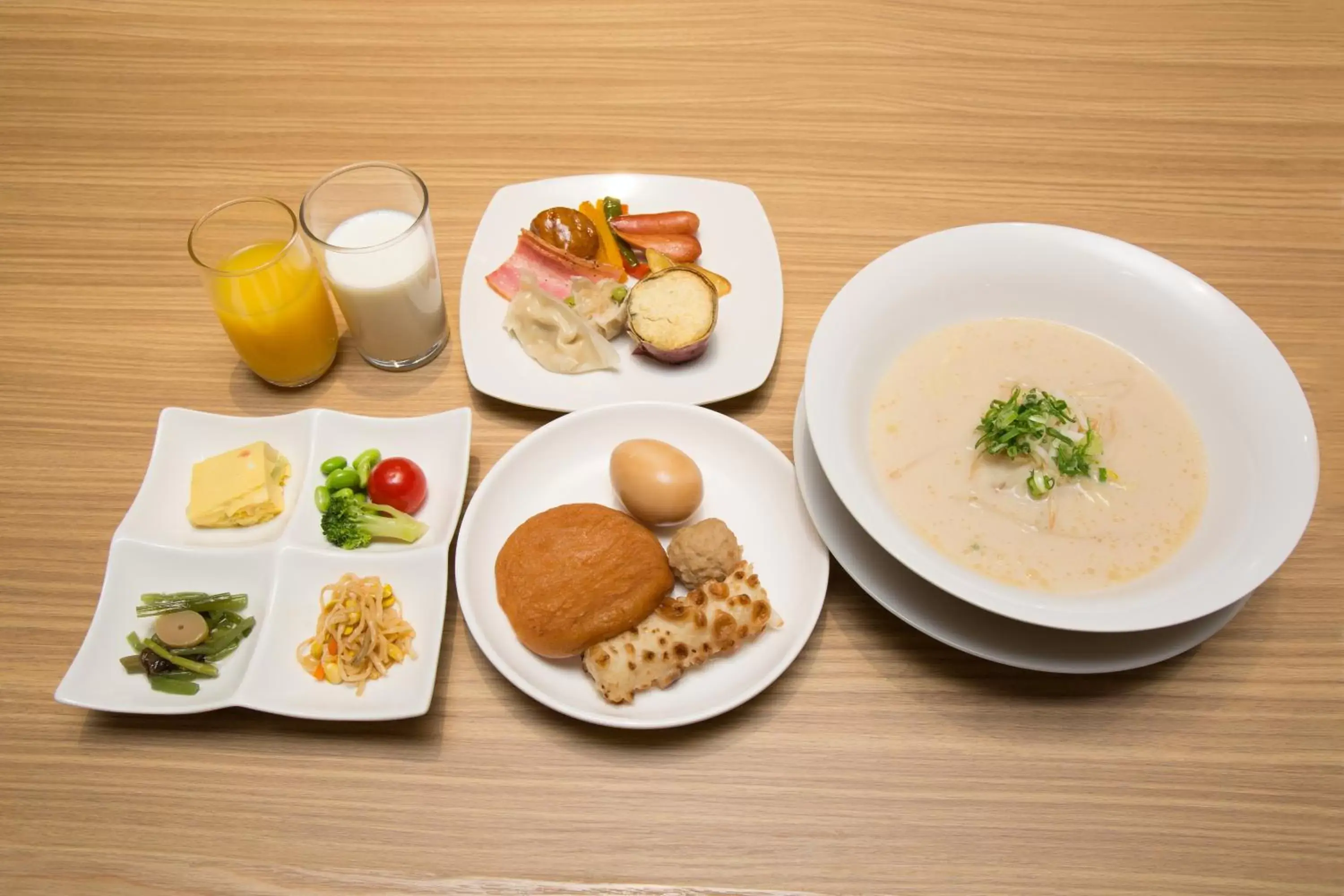 Buffet breakfast in Shinsaibashi Grand Hotel Osaka