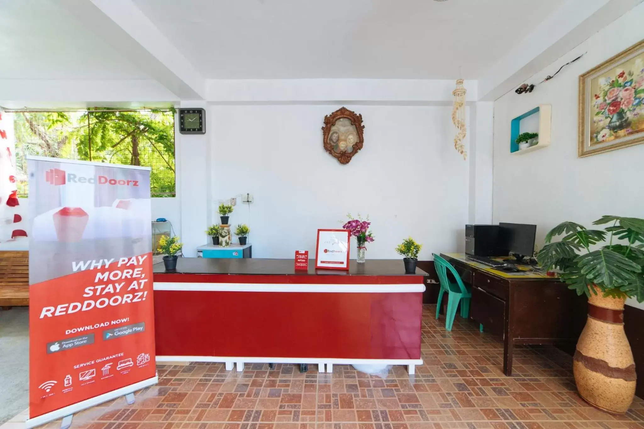 Lobby or reception in RedDoorz at Pag Asa Rawis Legazpi Lobby or reception in RedDoorz at Pag Asa Rawis Legazpi