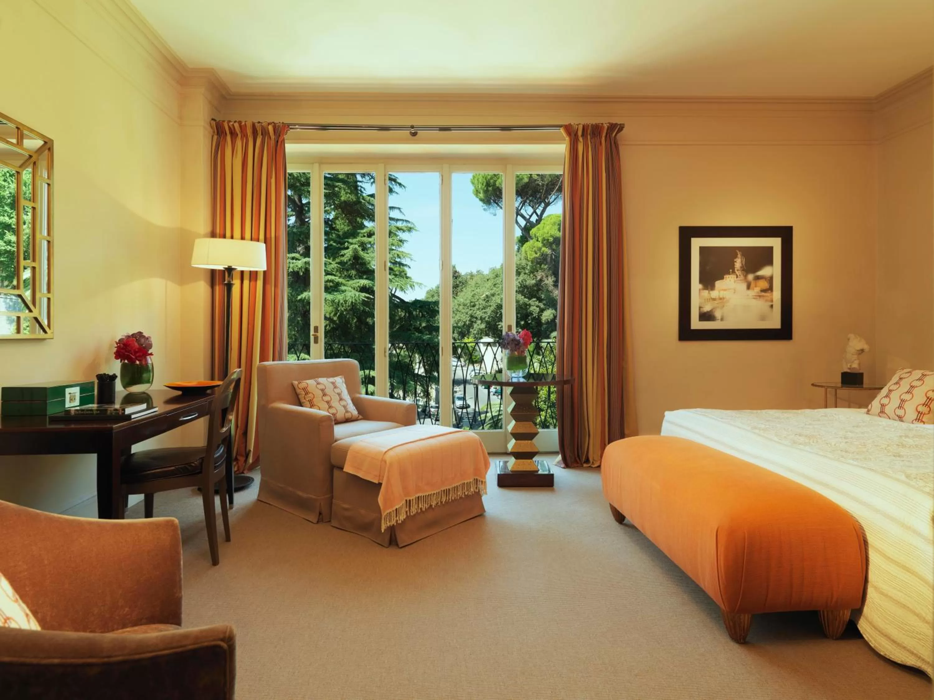 Photo of the whole room, Bed in Rocco Forte Hotel De Russie