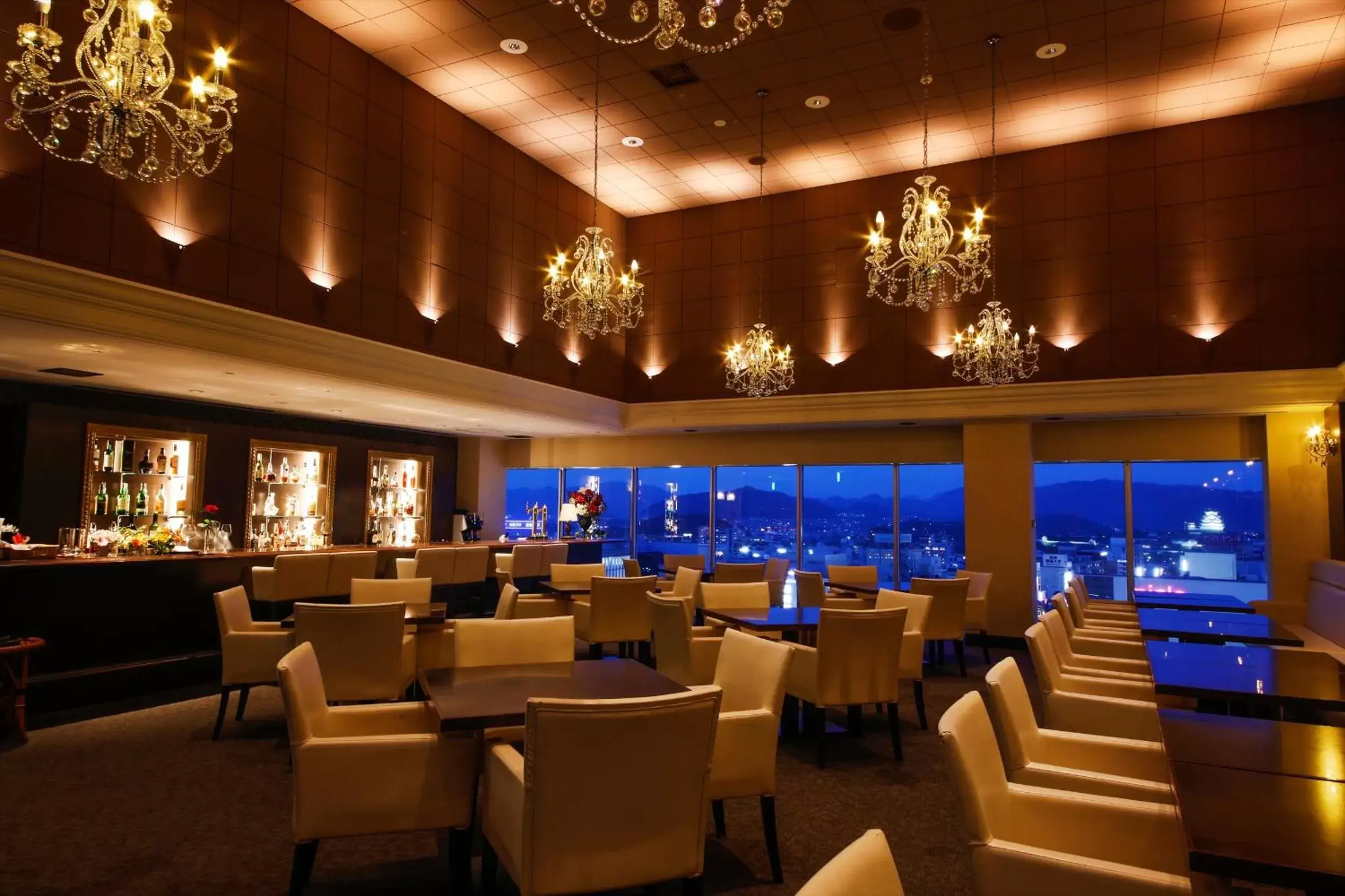 Lounge or bar in Hotel Nikko Himeji Lounge or bar in Hotel Nikko Himeji