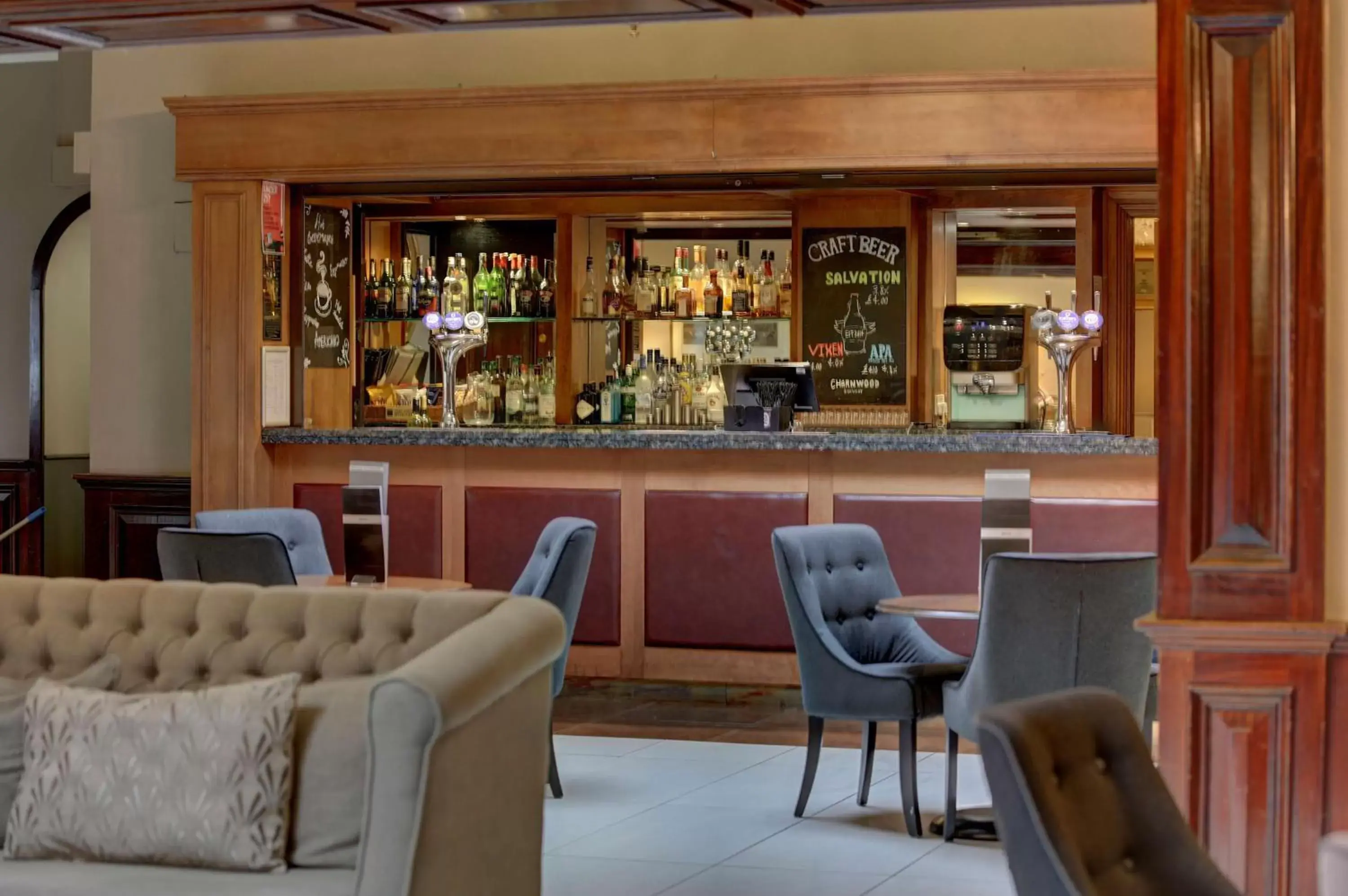 Lounge or bar, Lounge/Bar in Quorn Country Hotel
