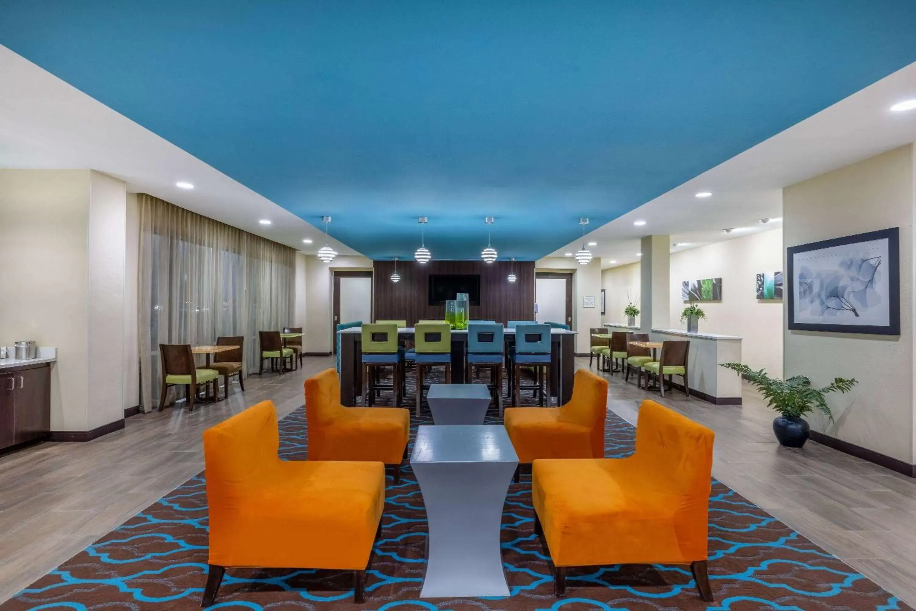 Lobby or reception, Restaurant/Places to Eat in La Quinta by Wyndham Artesia