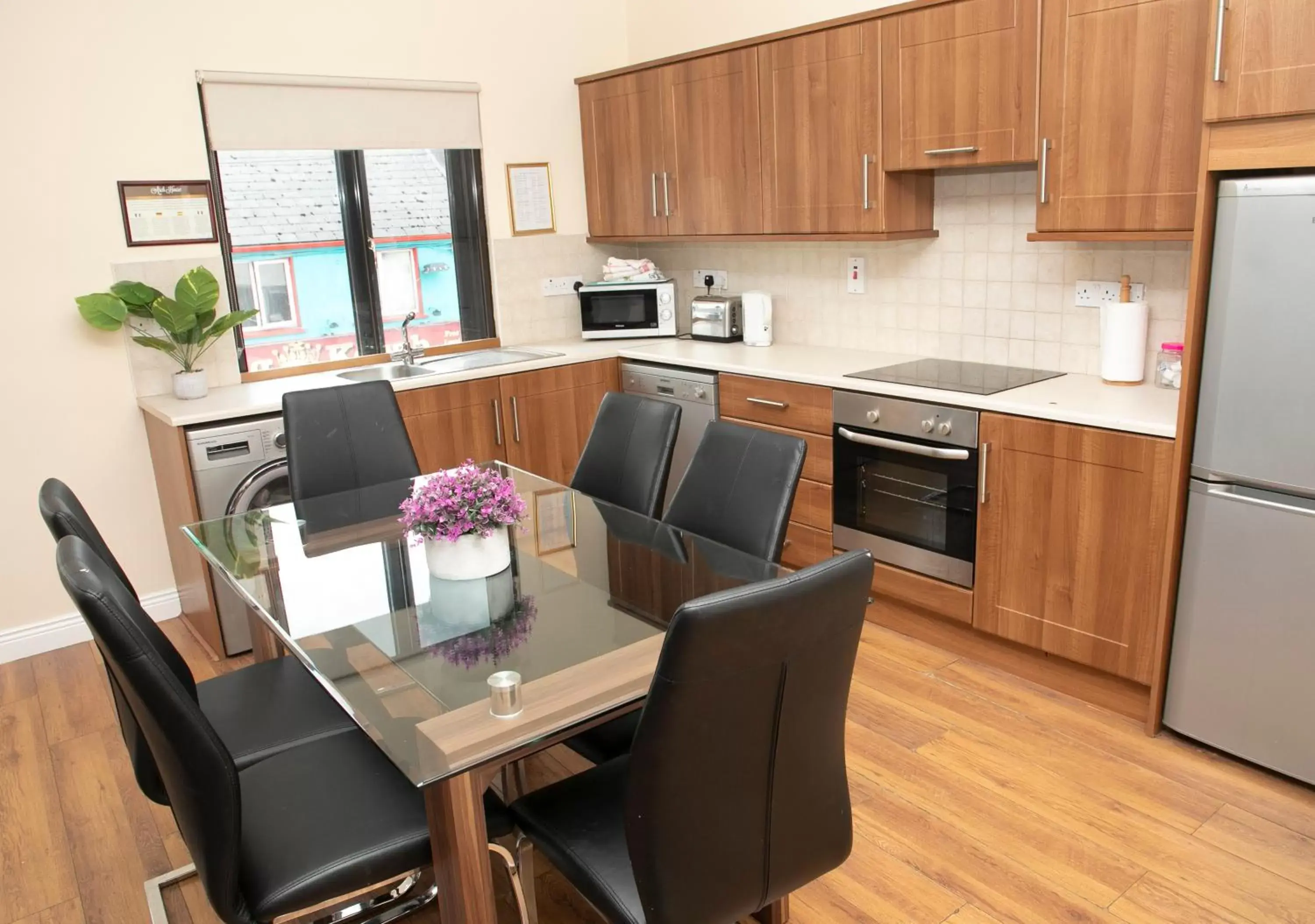 Kitchen or kitchenette, Kitchen/Kitchenette in Arch House B&B & Apartments