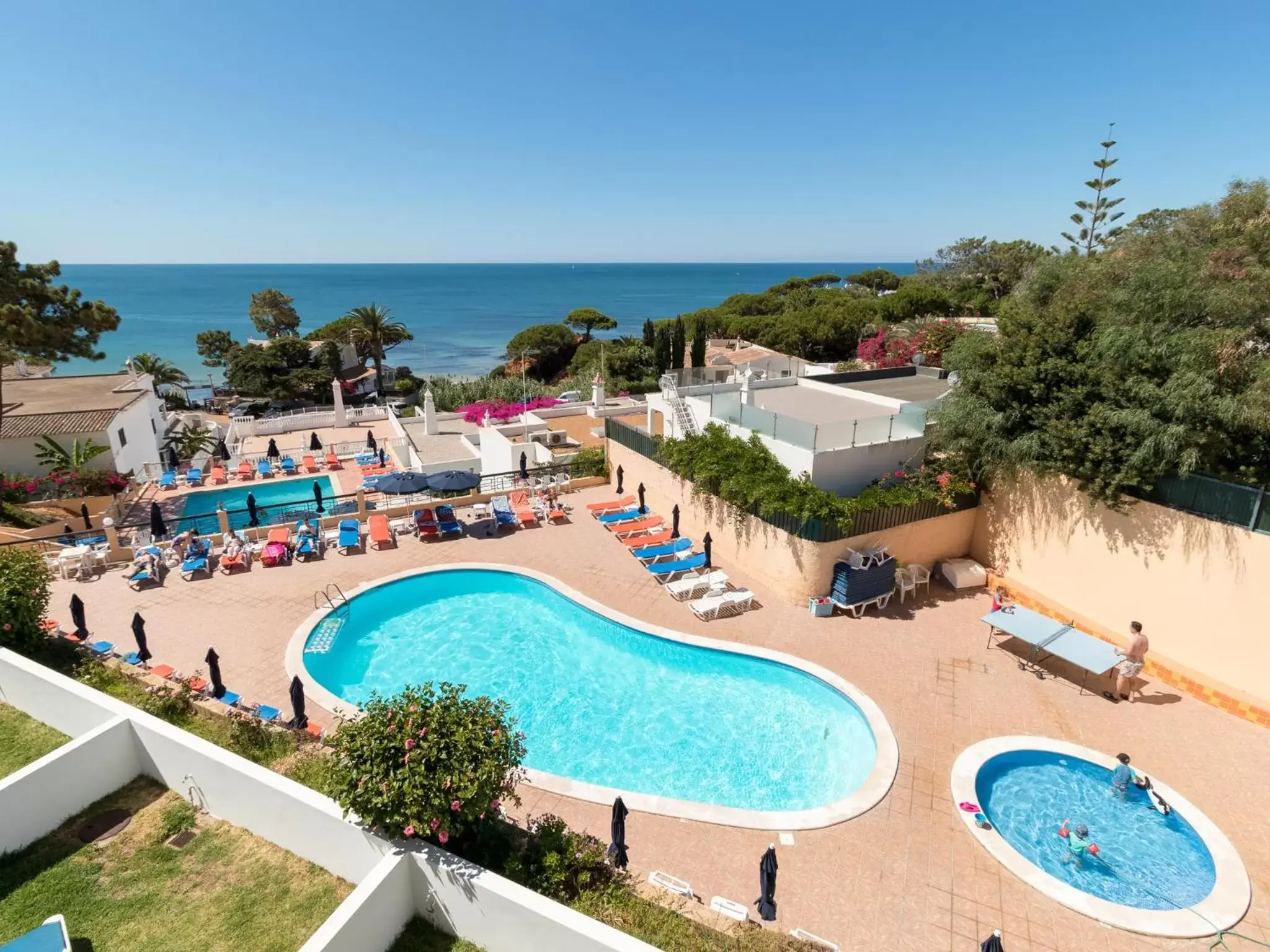 Lounge or bar, Pool View in Apartamentos Do Parque