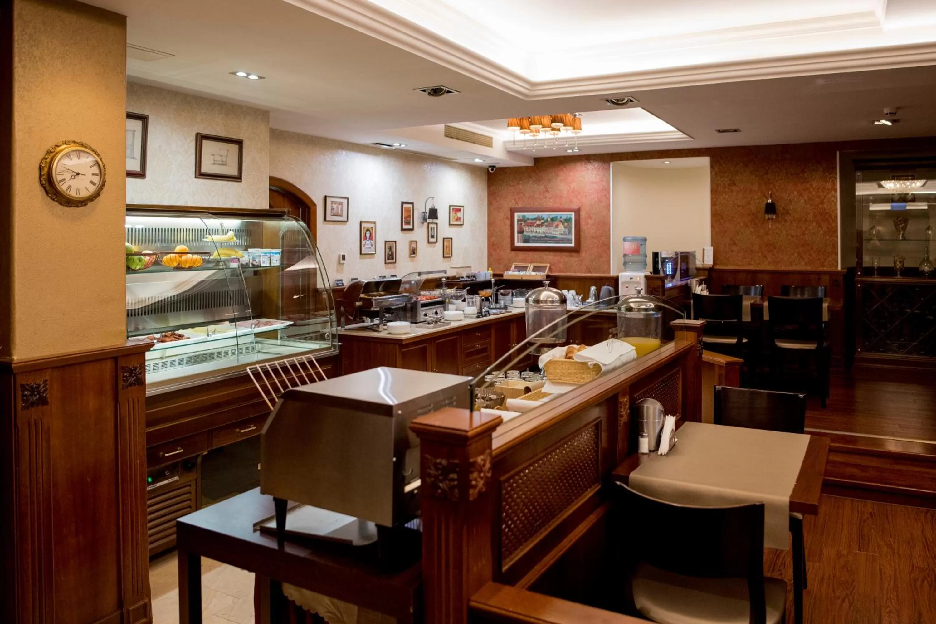 Restaurant/places to eat in Gold Hotel Budapest