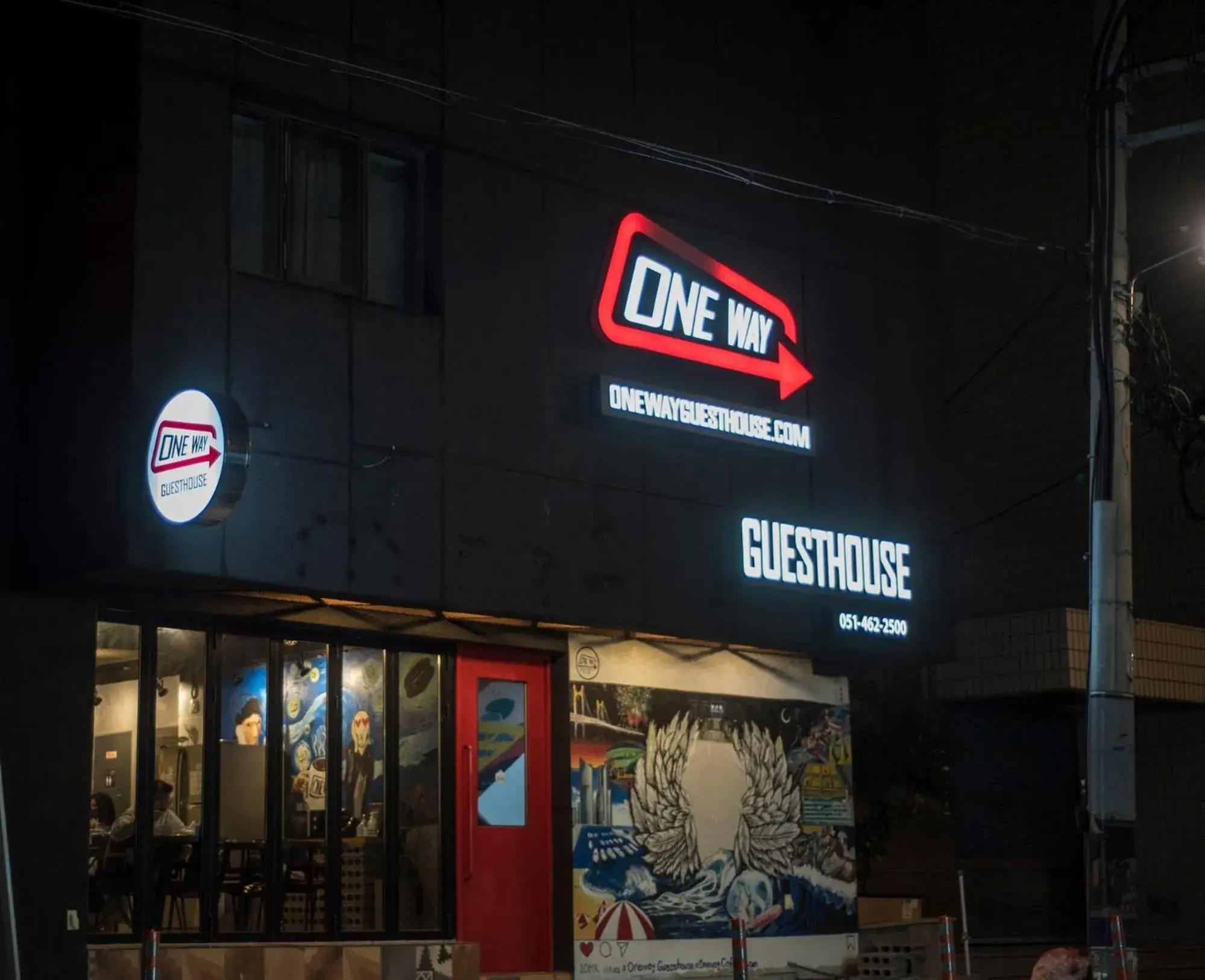 Facade/entrance in One Way Guesthouse Busan Facade/entrance in One Way Guesthouse Busan