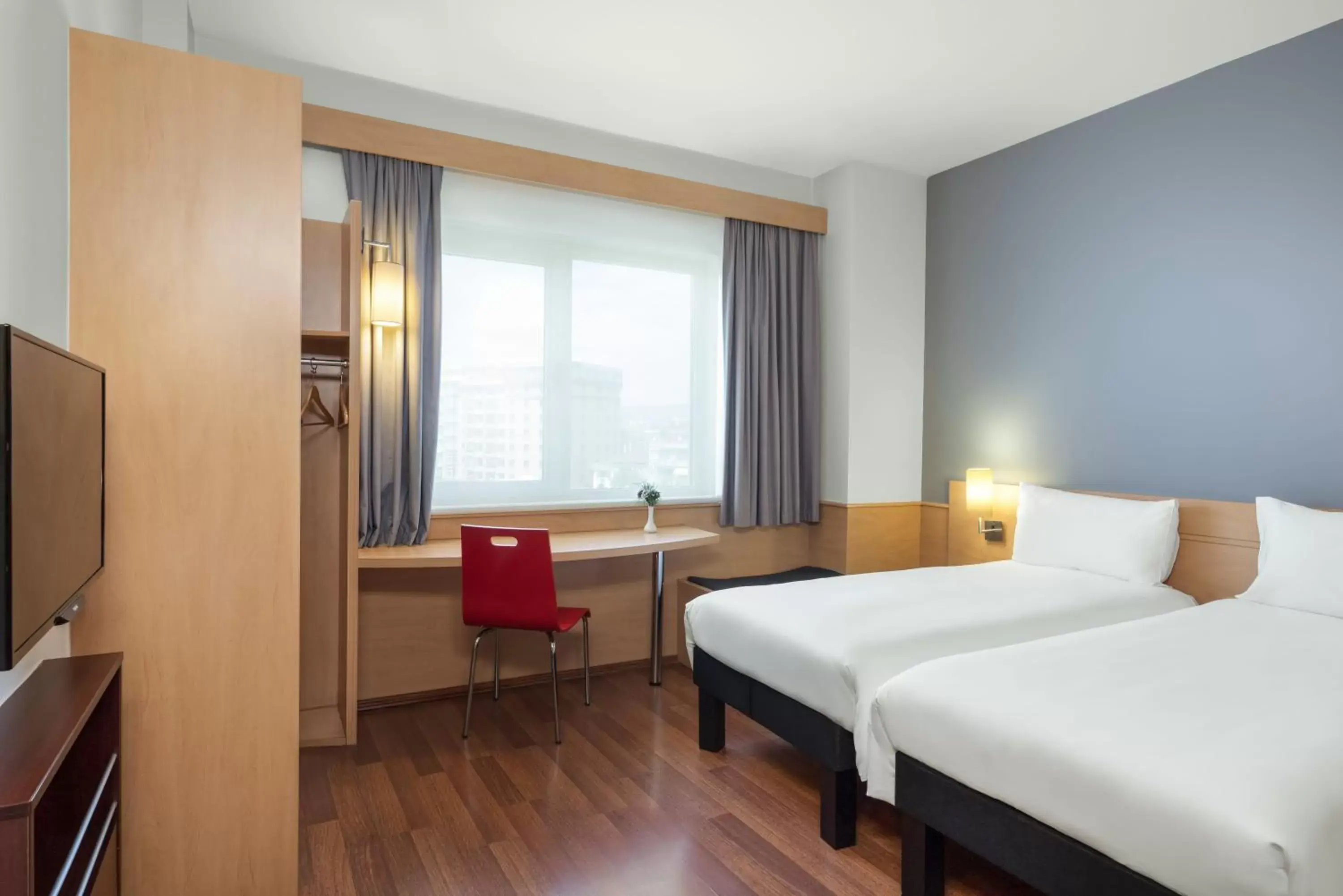 Bedroom, Bed in Ibis Eskisehir