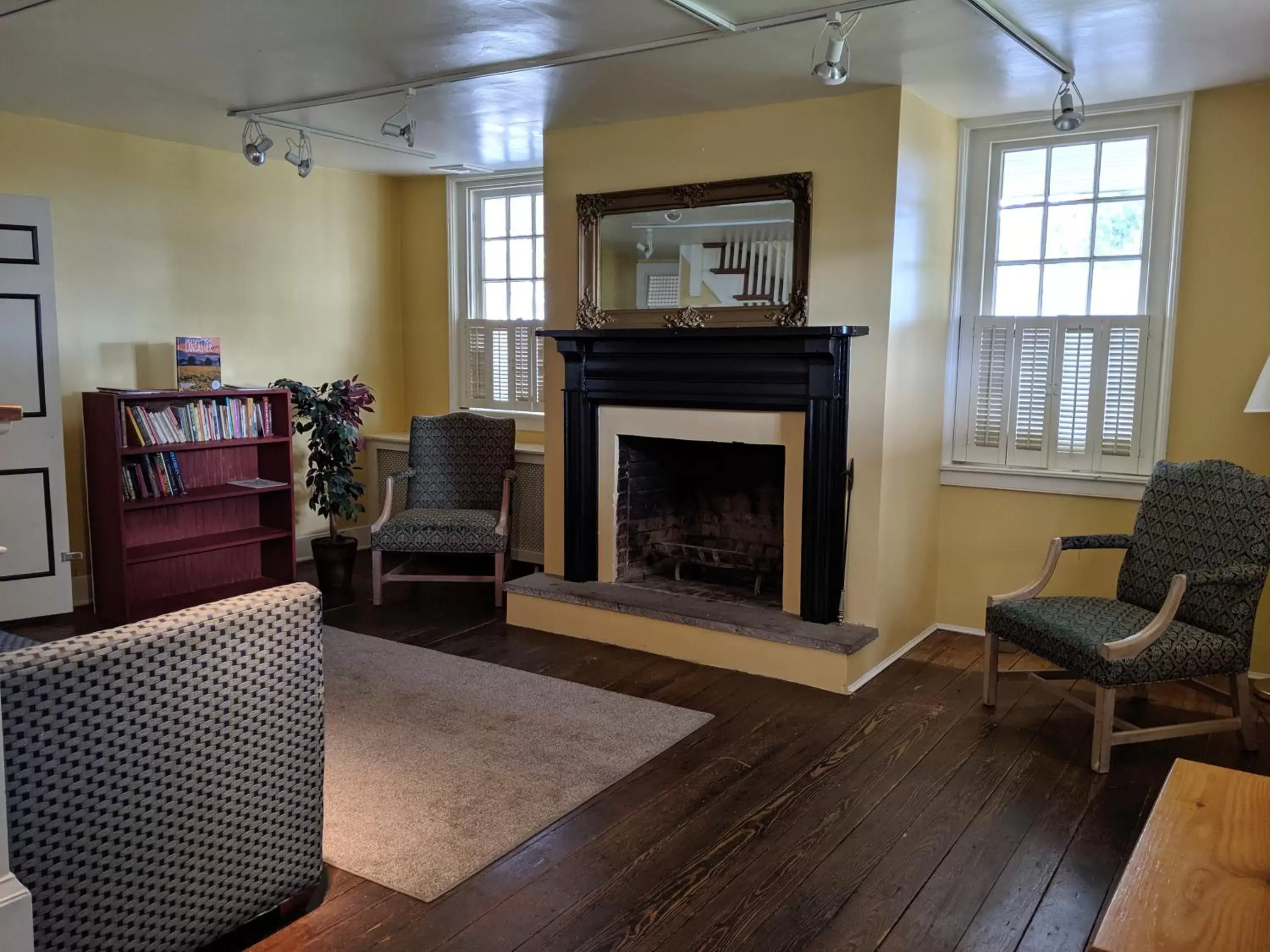 Living room in Spruce Lane Lodge and Cottages