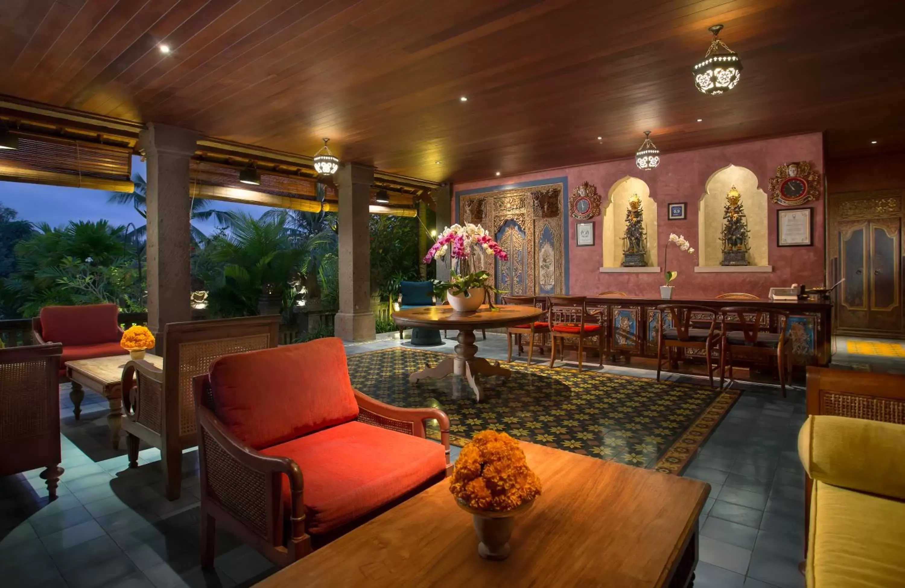 Lobby or reception, Lounge/Bar in Dwaraka The Royal Villas