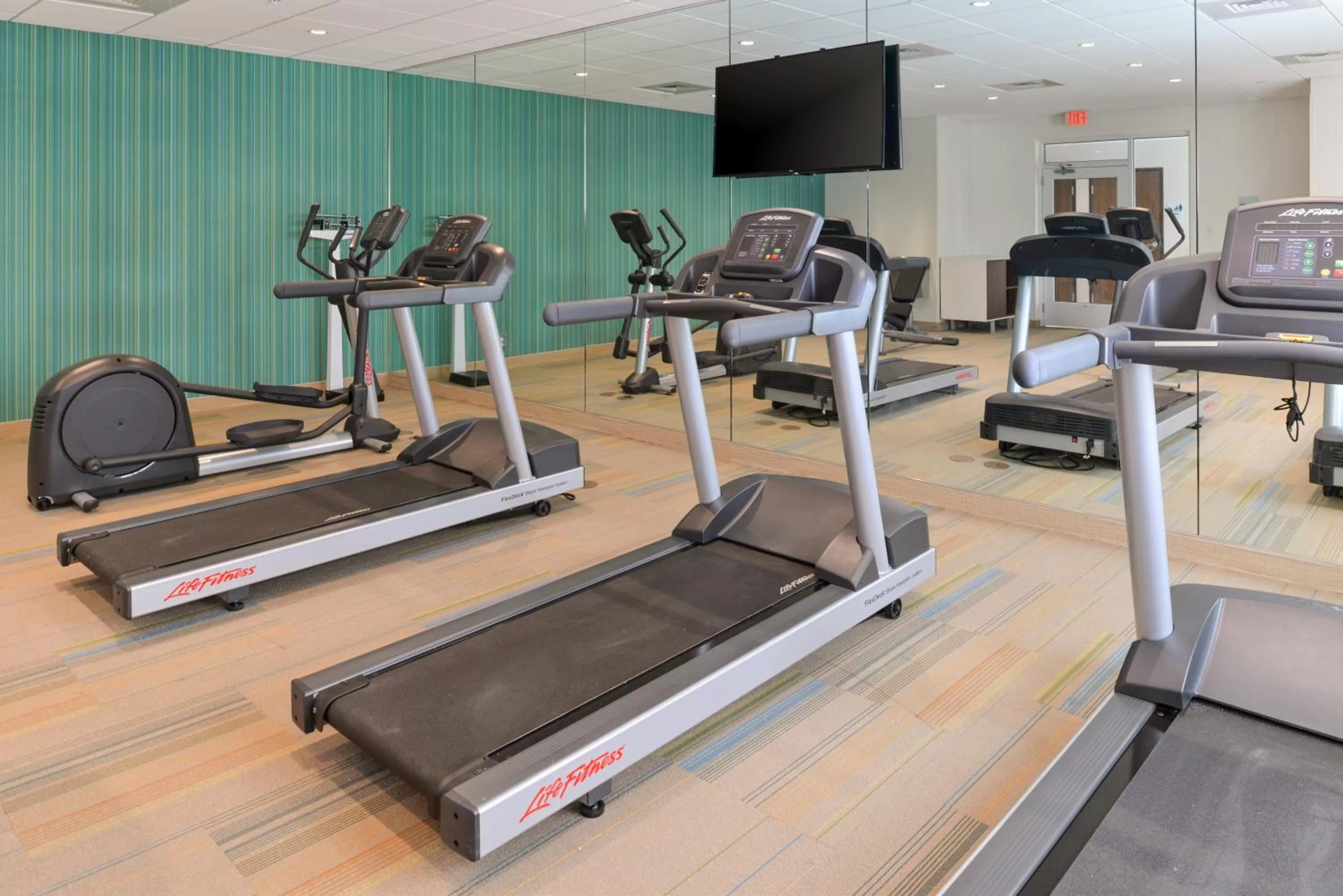Fitness centre/facilities in Holiday Inn Express & Suites Trinity by IHG