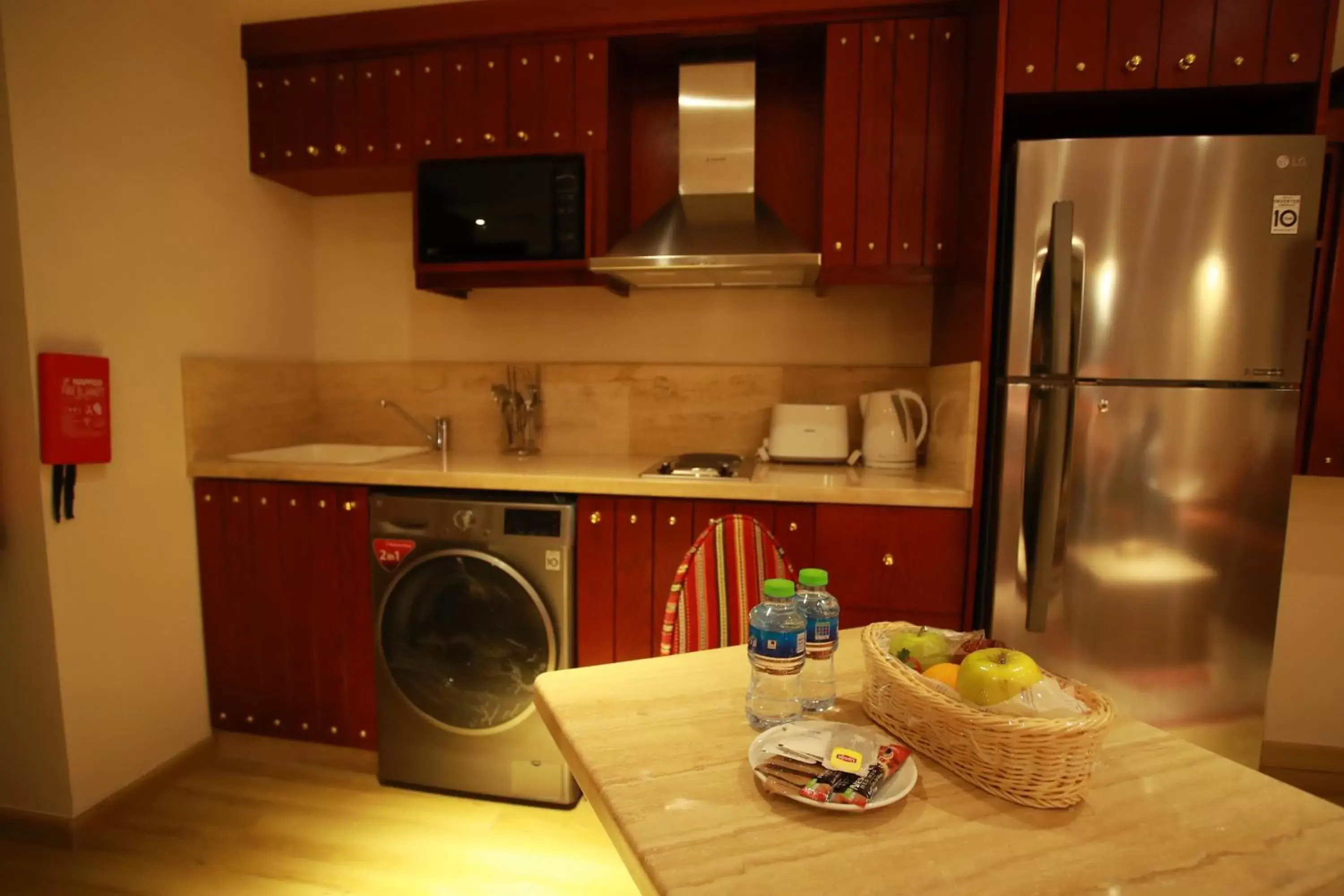 Kitchen or kitchenette, Kitchen/Kitchenette in Al Liwan Suites Rawdat Al Khail