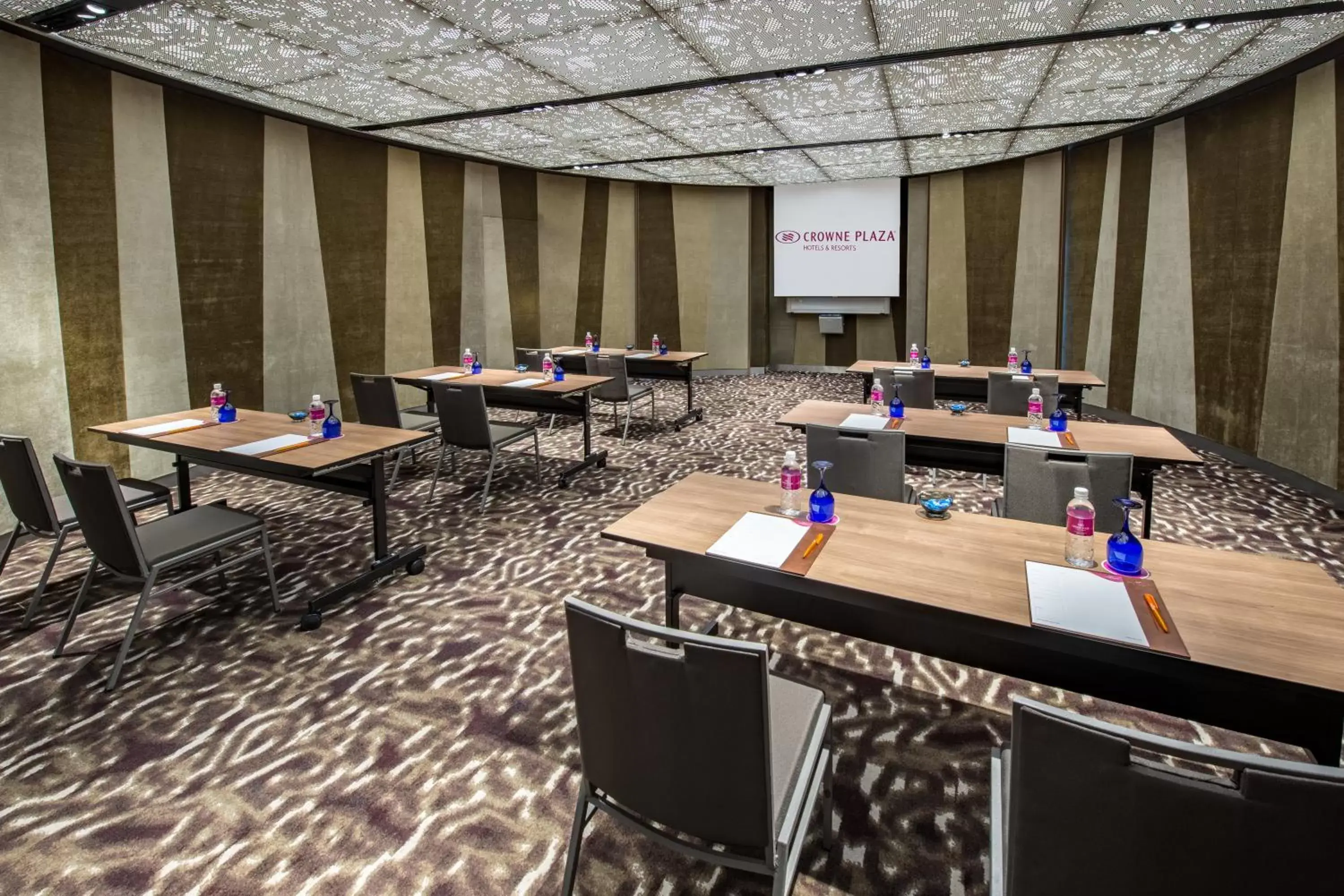 Meeting/conference room, Business Area/Conference Room in Crowne Plaza Changi Airport, an IHG Hotel