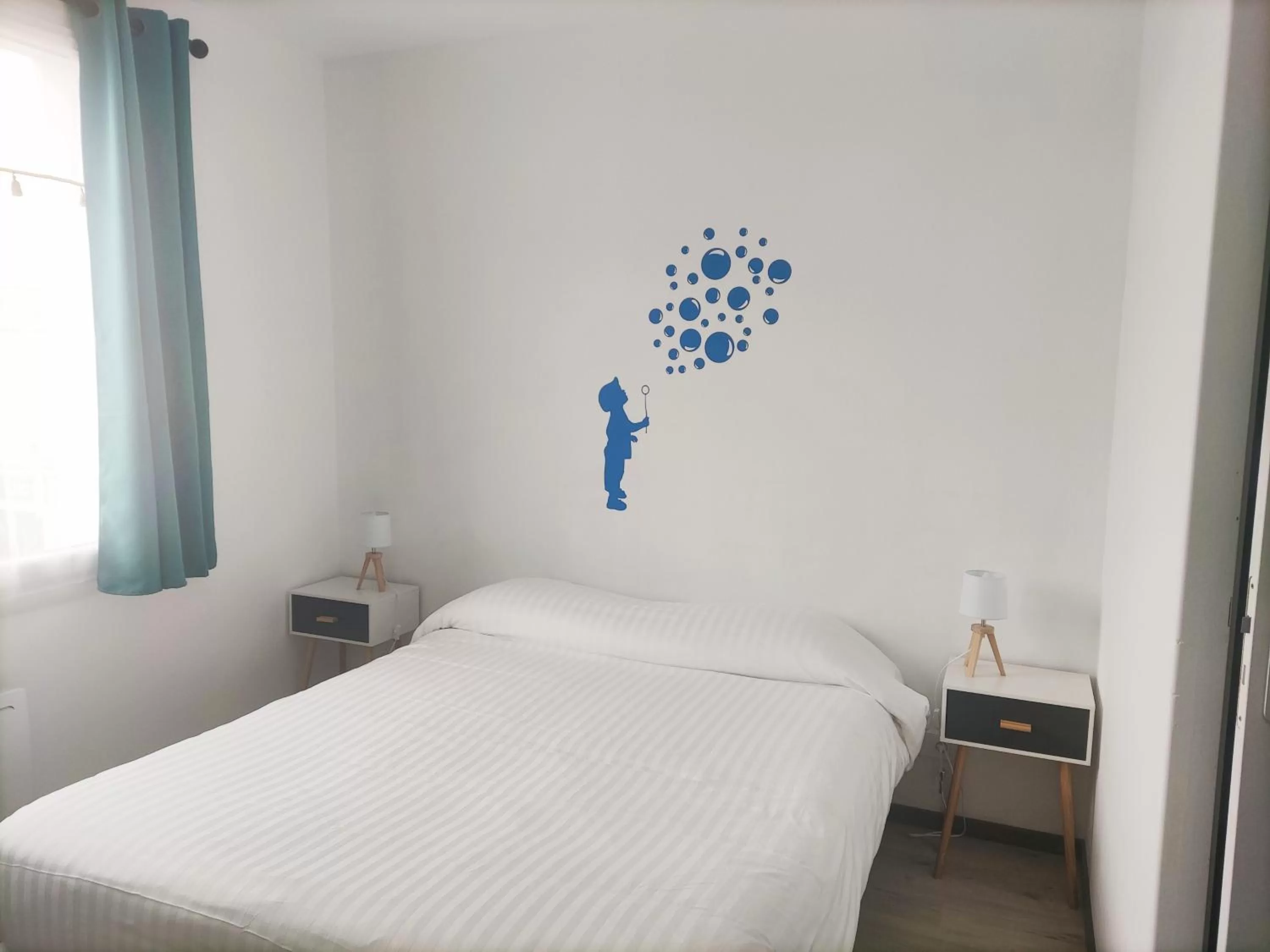 Bed in La Côte de Lumière