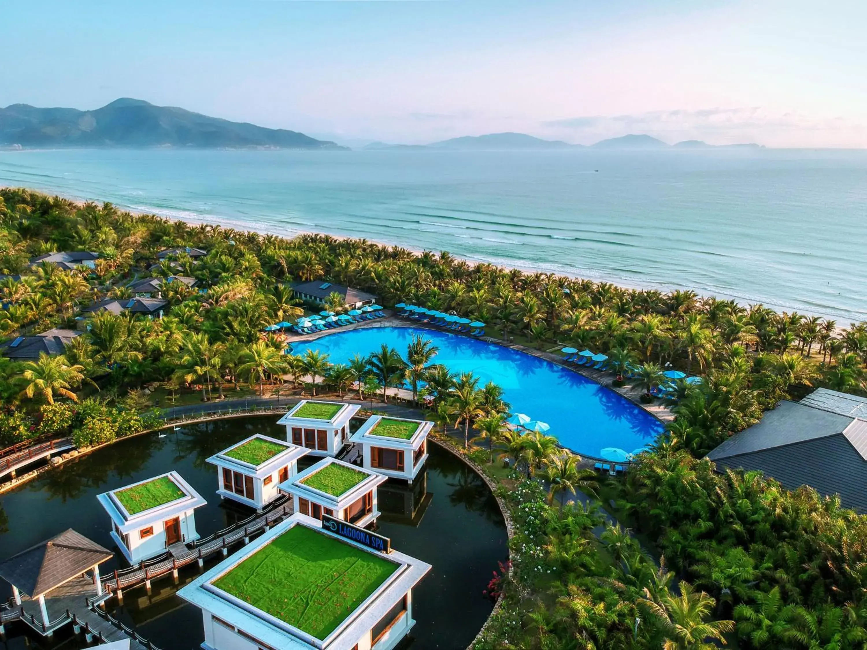 Bird's eye view, Bird's-eye View in Duyen Ha Resort Cam Ranh