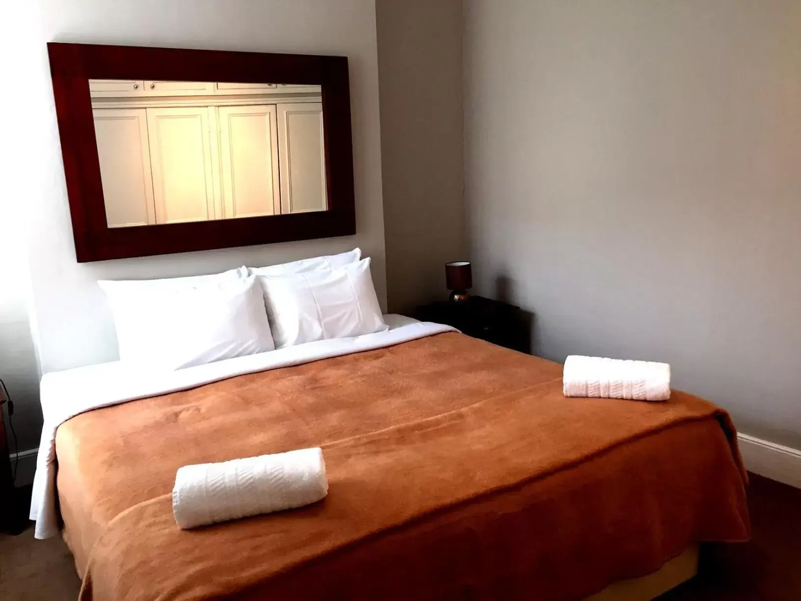 Bed in Fielding Hotel