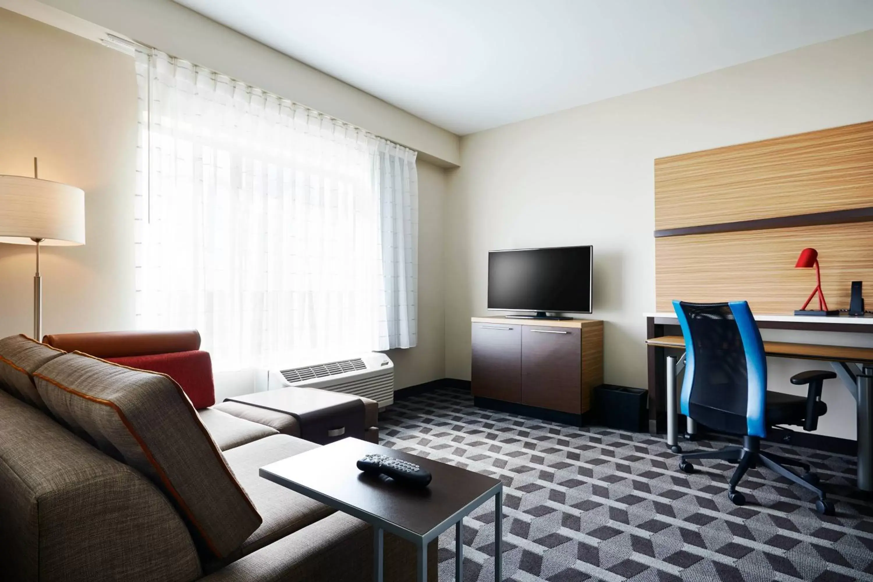 Living room, Seating Area in TownePlace Suites by Marriott St. Louis O'Fallon