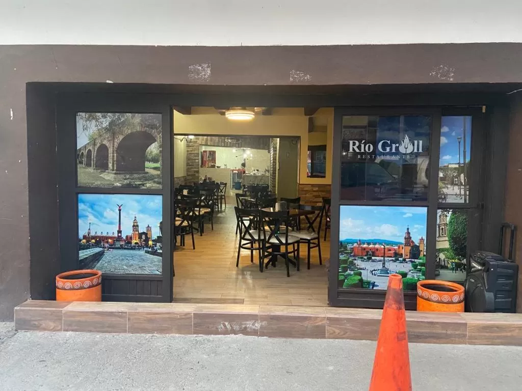 Restaurant/places to eat in Hotel Posada Laura