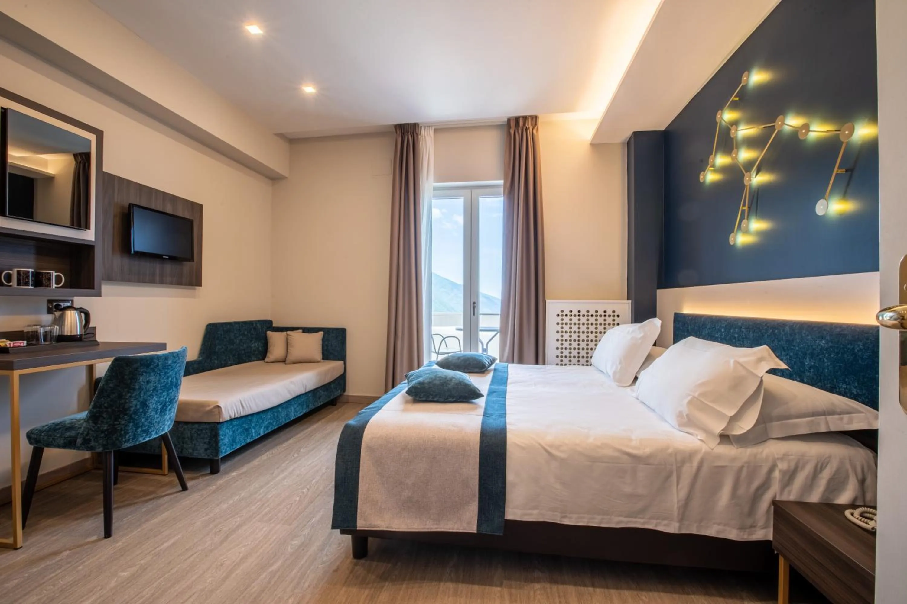 Photo of the whole room, Bed in San Lorenzo - Boutique Hotel & SPA