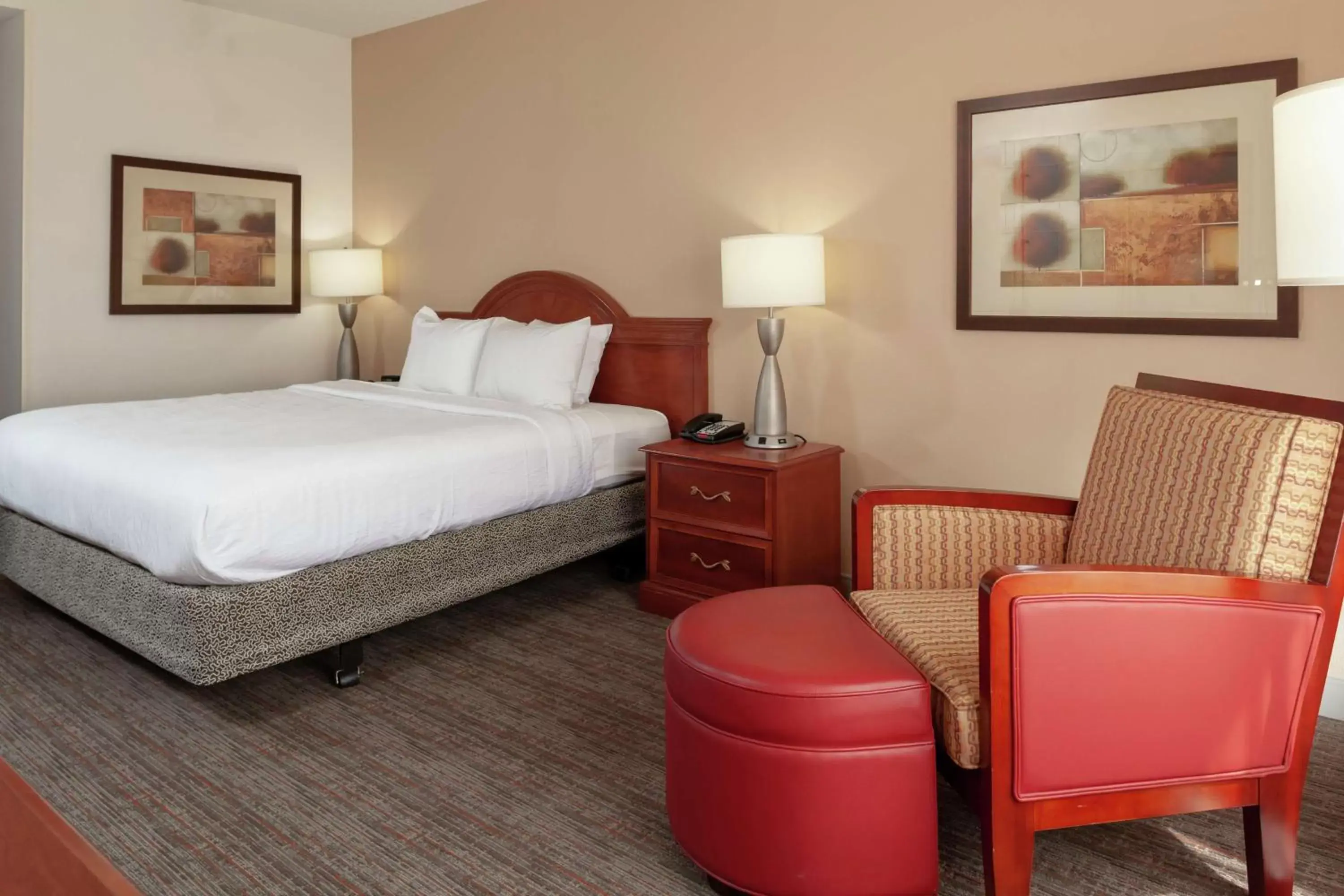 Bed in Hilton Garden Inn Charlotte North