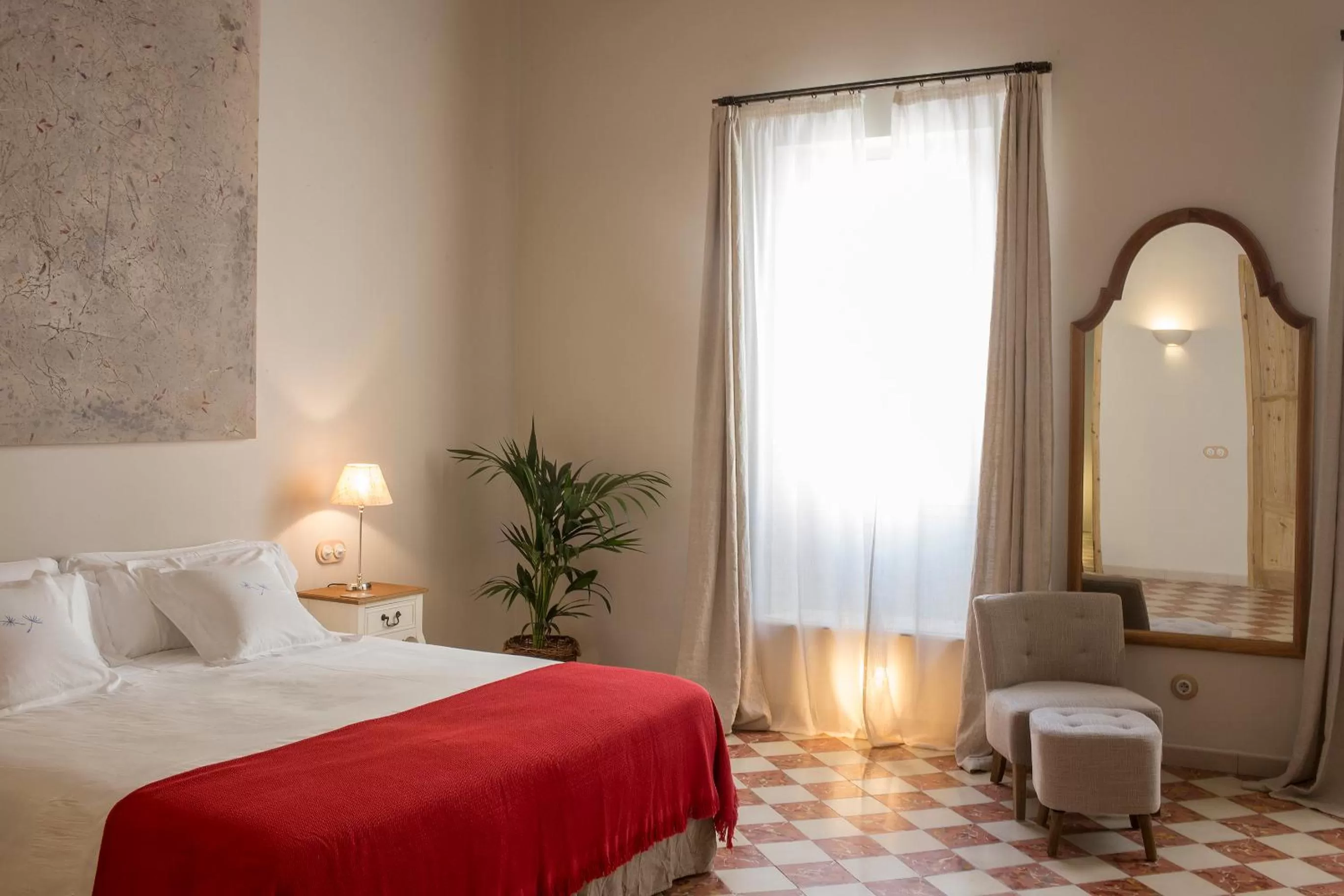 Bedroom, Bed in Jardí de Ses Bruixes Boutique Hotel