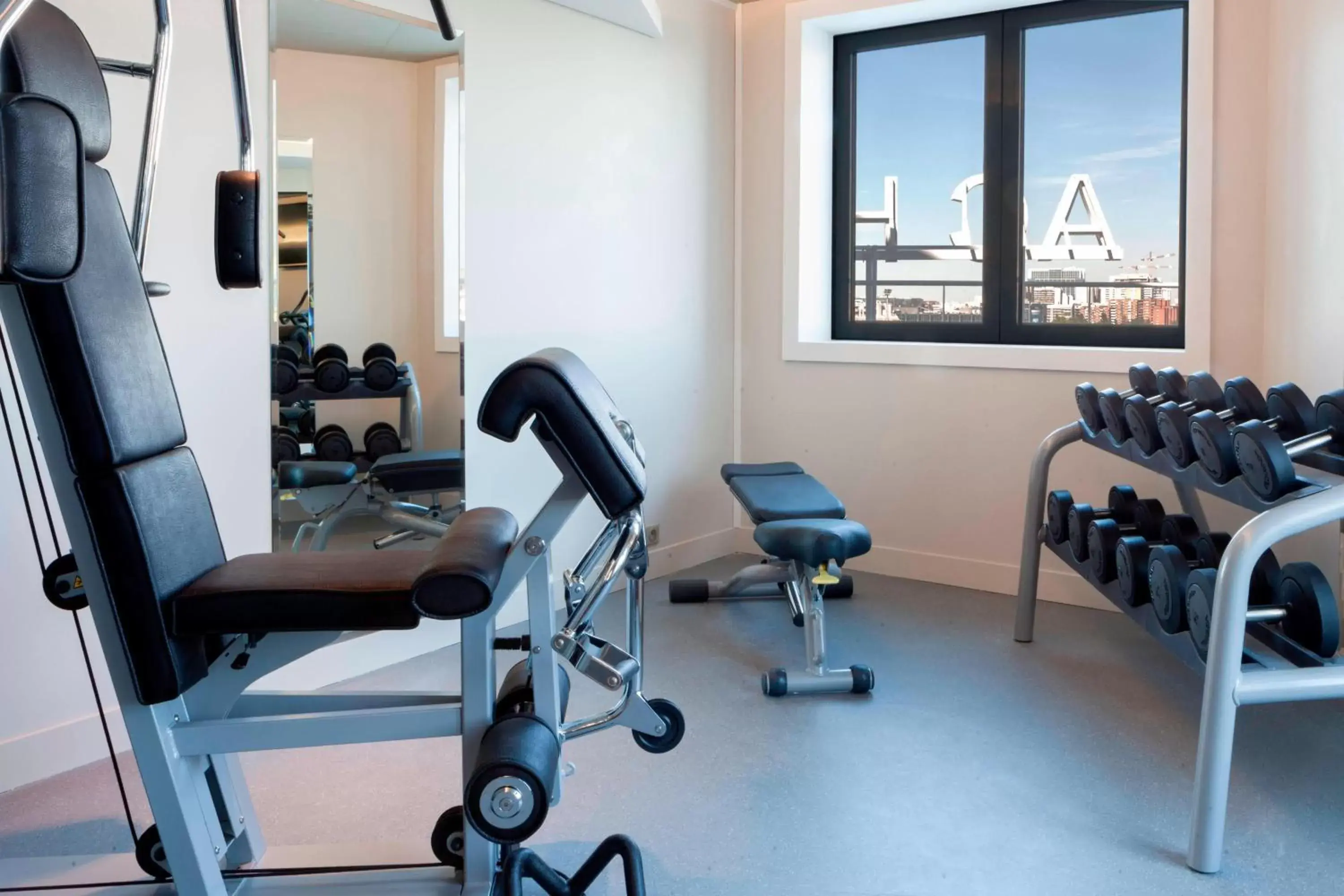 Fitness centre/facilities, Fitness Center/Facilities in AC Hotel Paris Porte Maillot by Marriott