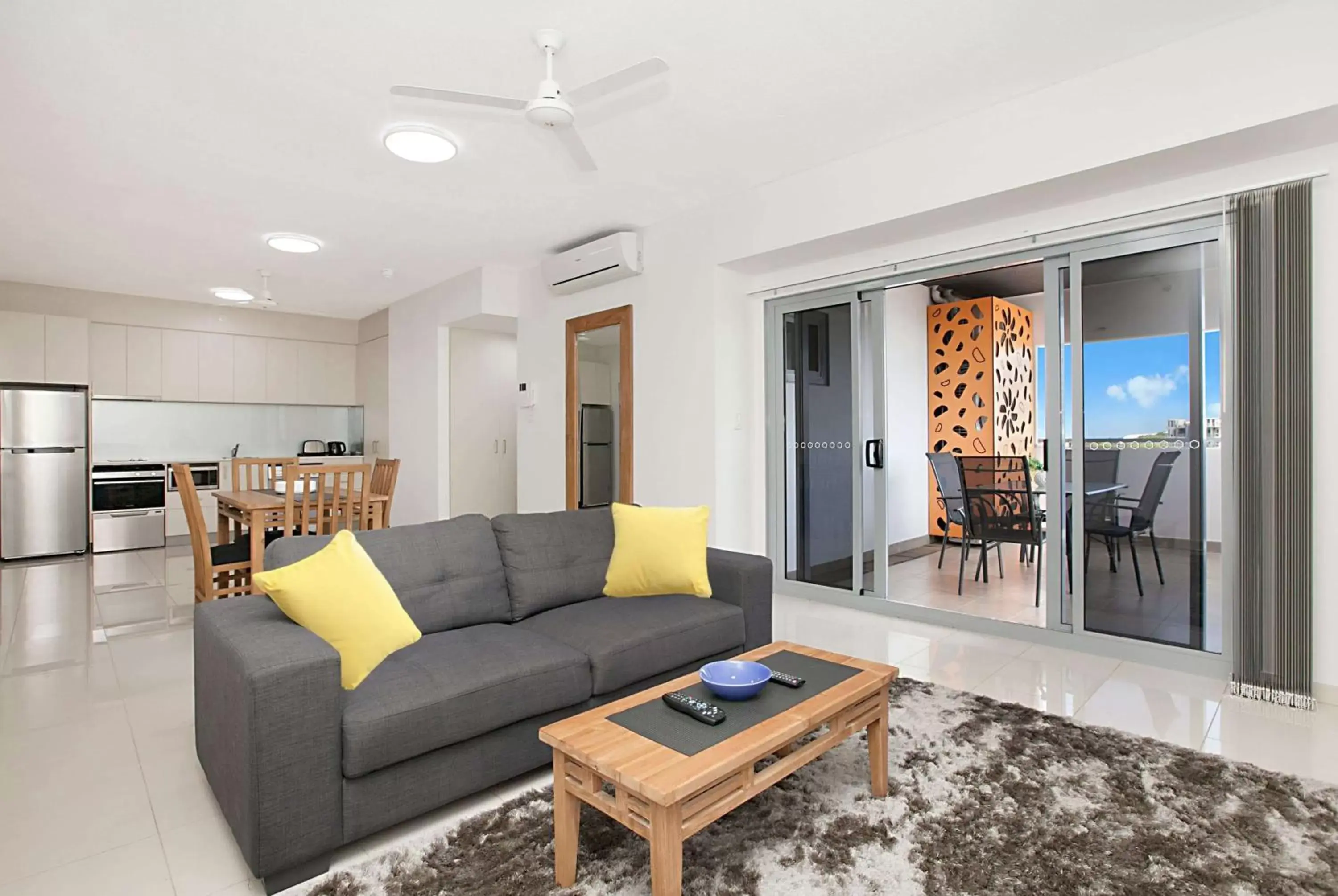 Living room, Seating Area in Ramada Suites by Wyndham Zen Quarter Darwin