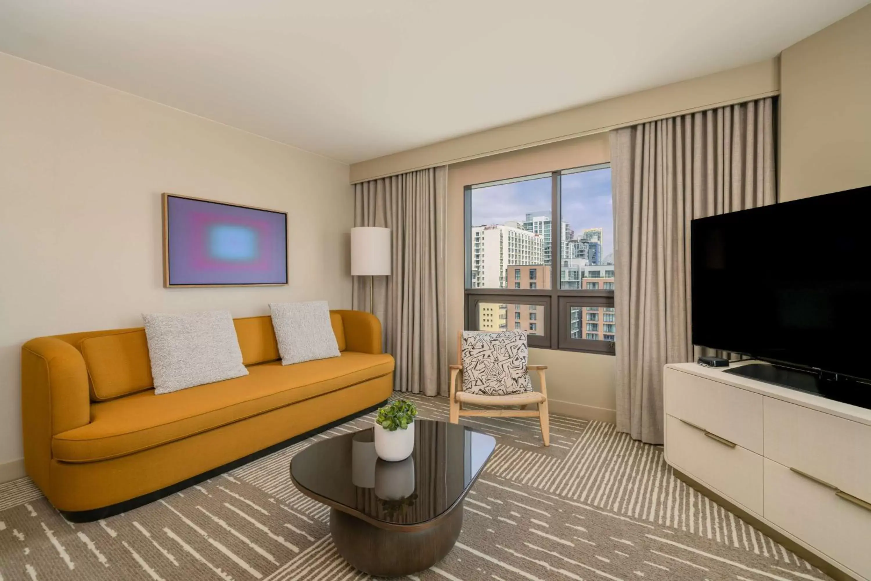 Living room, Seating Area in Hilton San Diego Gaslamp Quarter