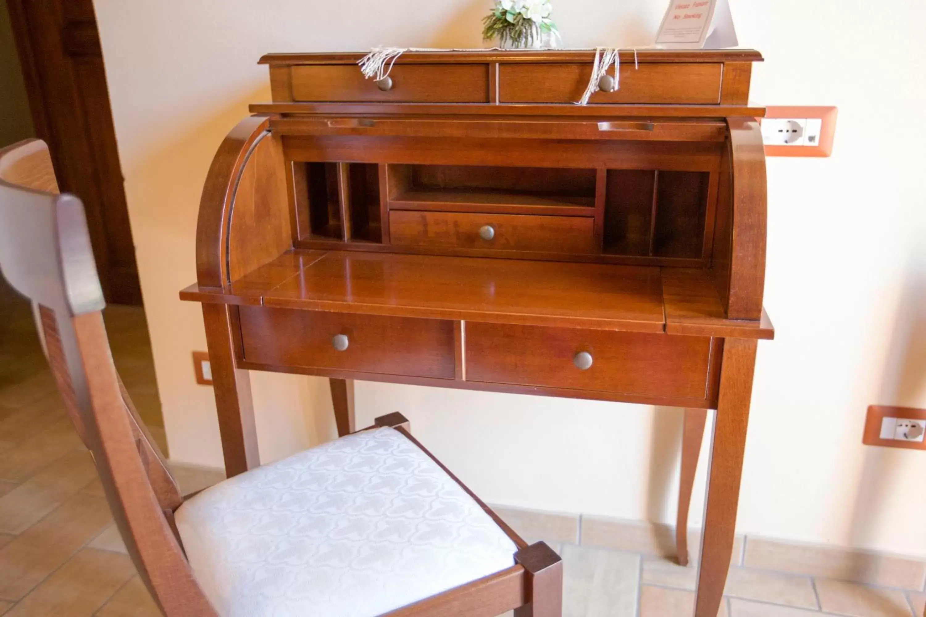 Decorative detail, Bunk Bed in b&b La casa di Ely