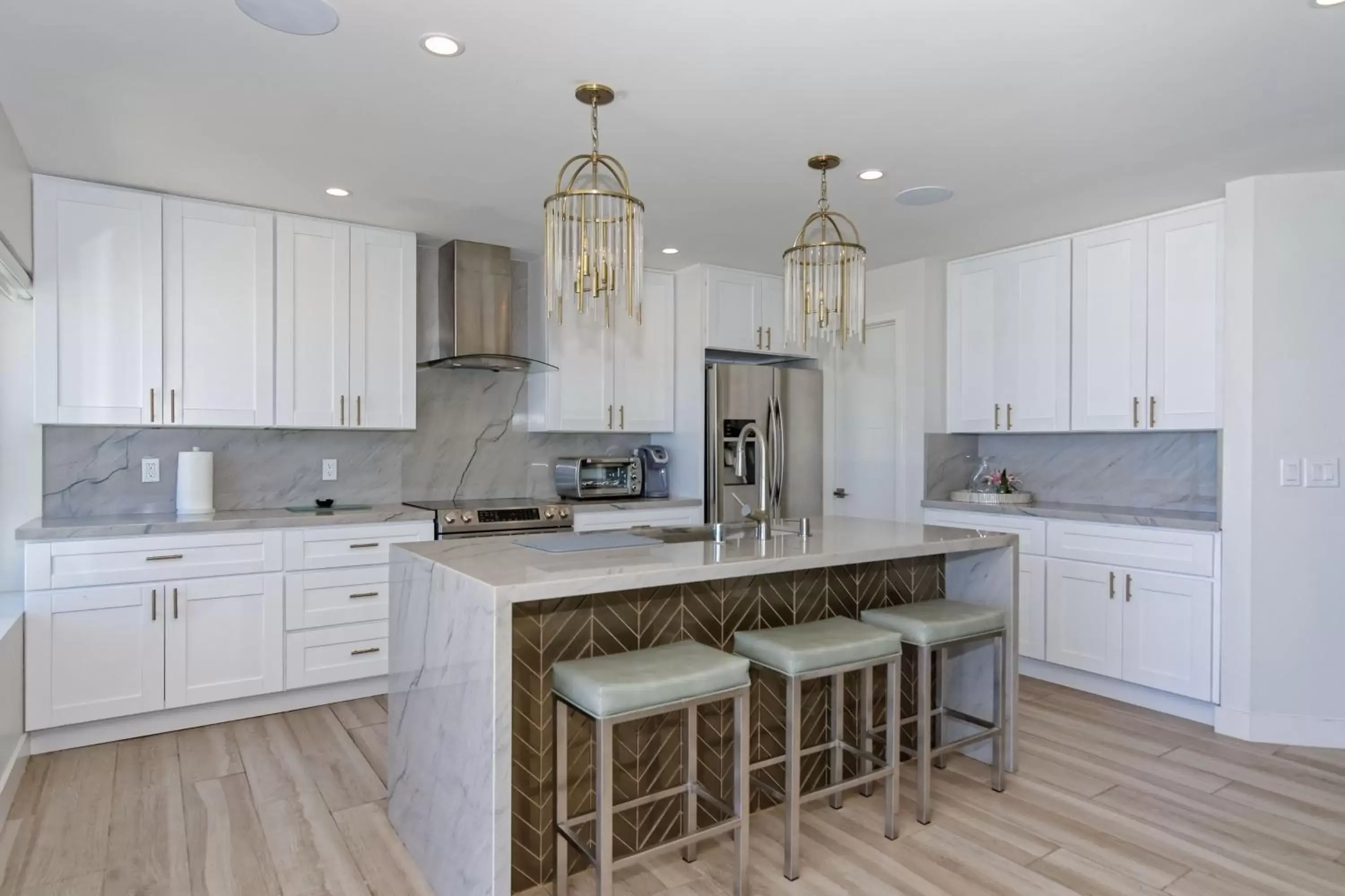 Kitchen/Kitchenette in Ocean Villas Beach Front