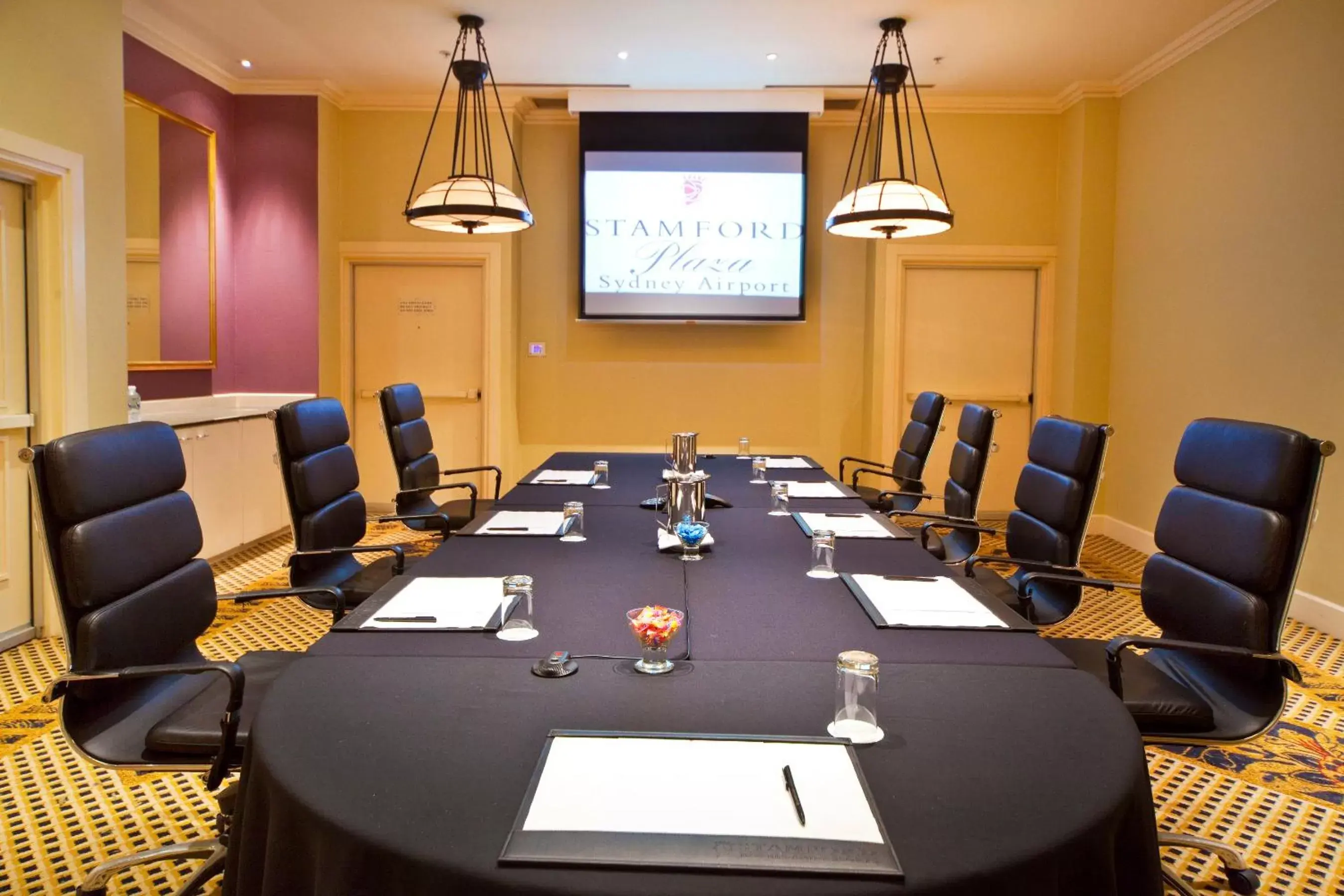 Business facilities in Stamford Plaza Sydney Airport Hotel & Conference Centre
