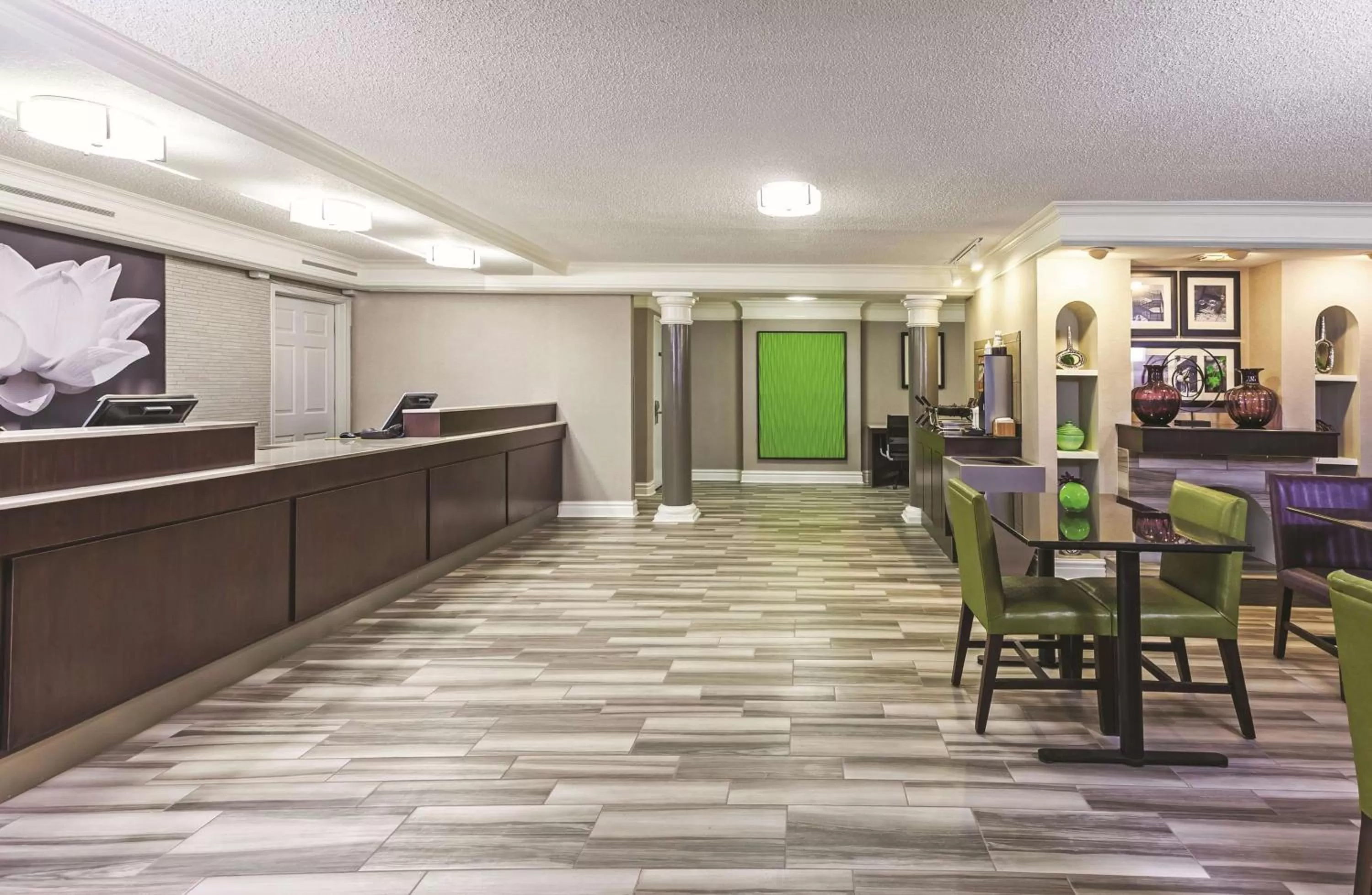 Lobby or reception in La Quinta Inn by Wyndham Midland