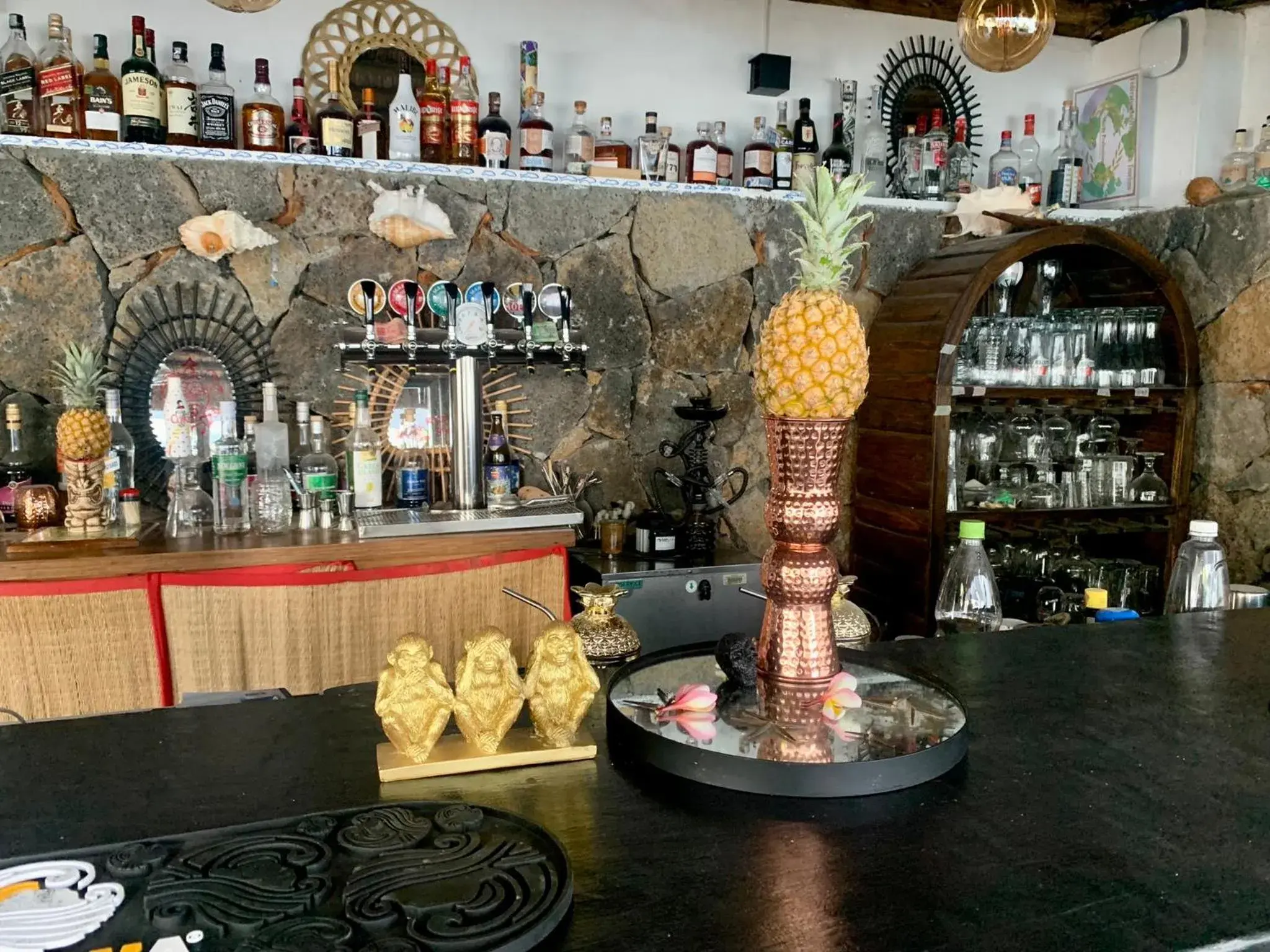 Lounge or bar, Lounge/Bar in Sous Le Badamier Guest House Restaurant Bar