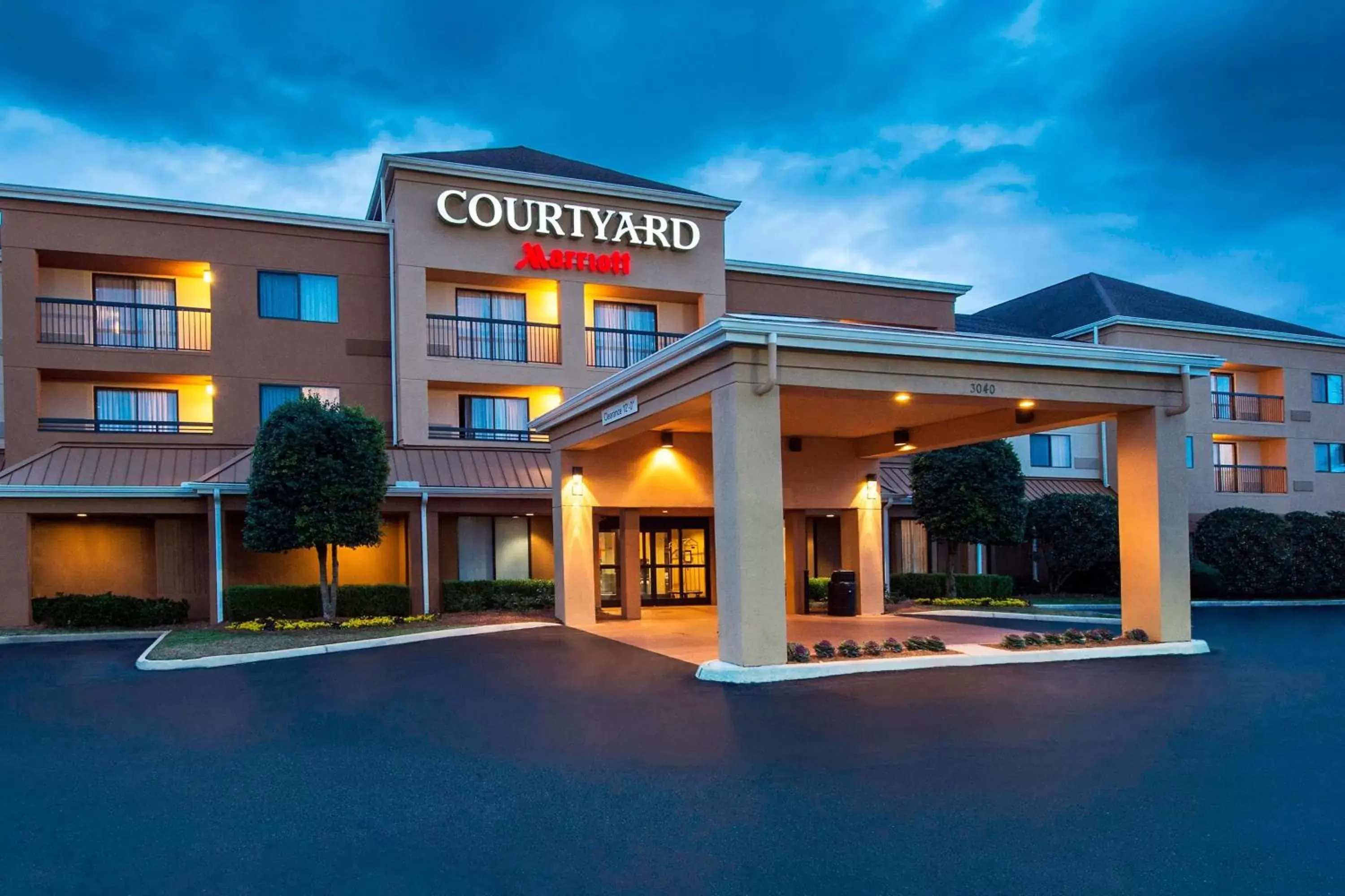 Property Building in Courtyard by Marriott Dothan