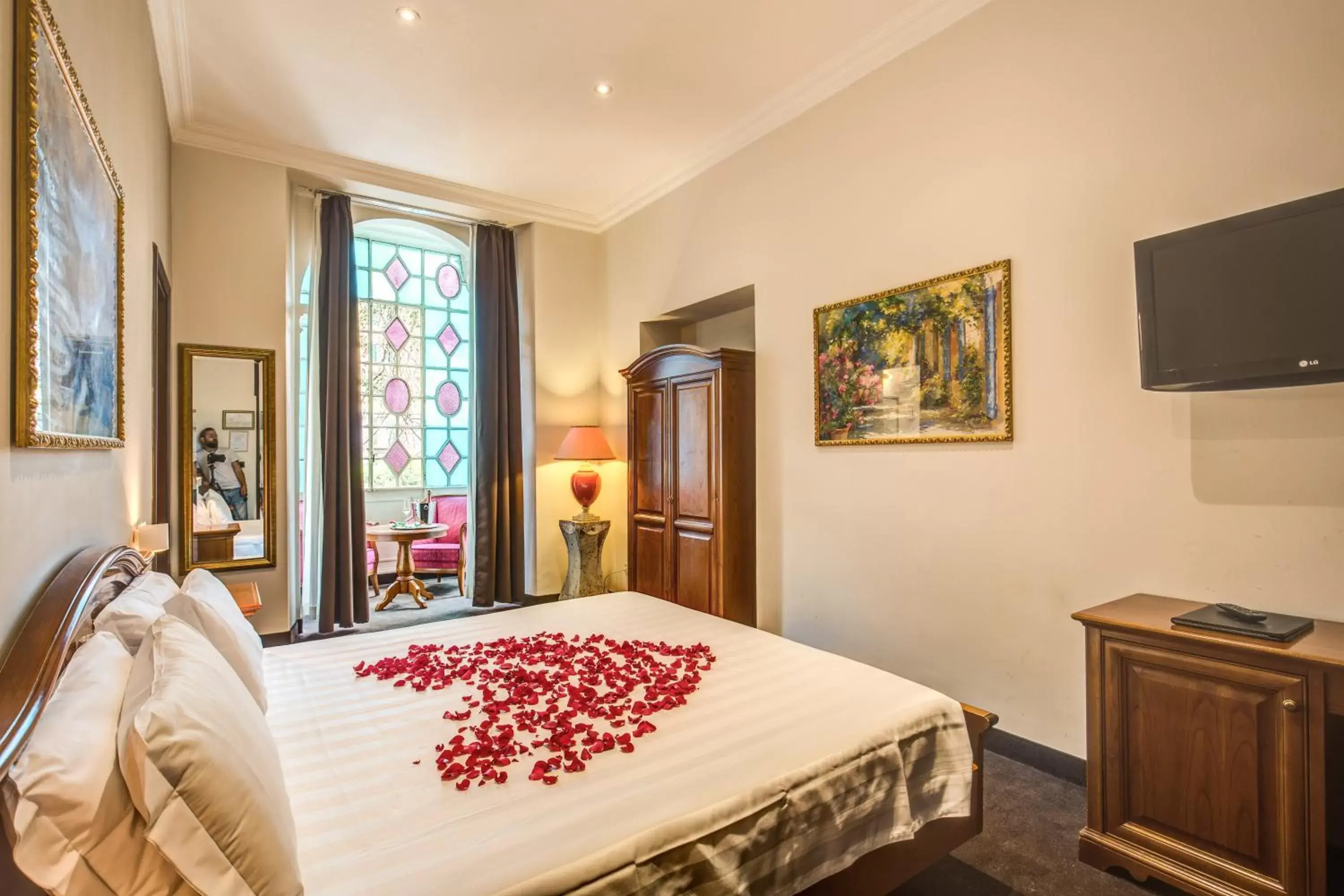 Bedroom in Rome Garden Hotel